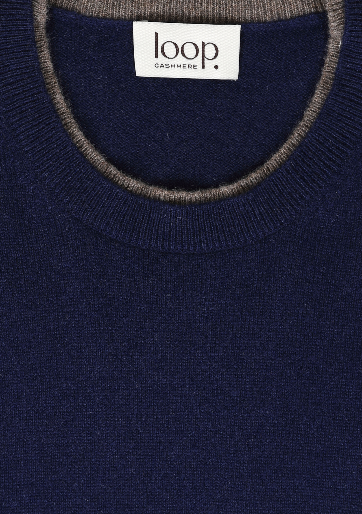 Mens Cashmere Crew Neck Sweater in Midnight Blue
