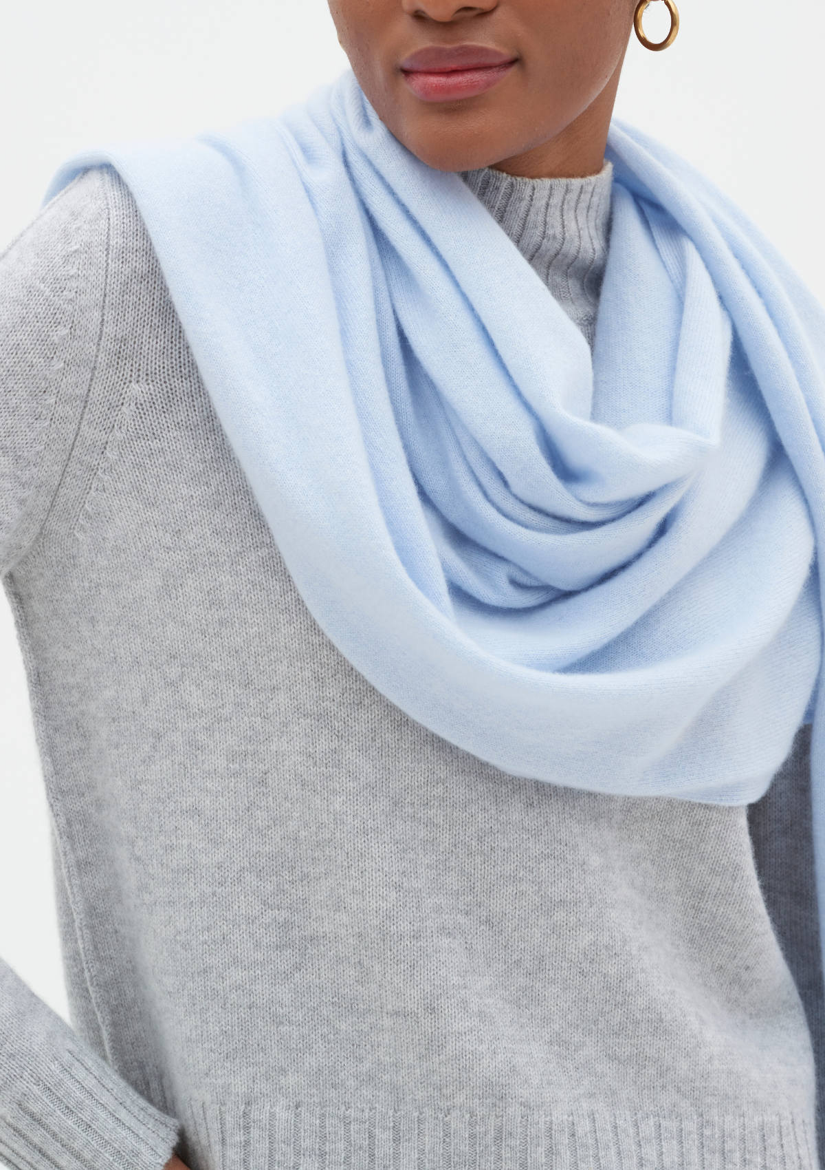 Cashmere Lofty Blanket Scarf in Whisper Blue