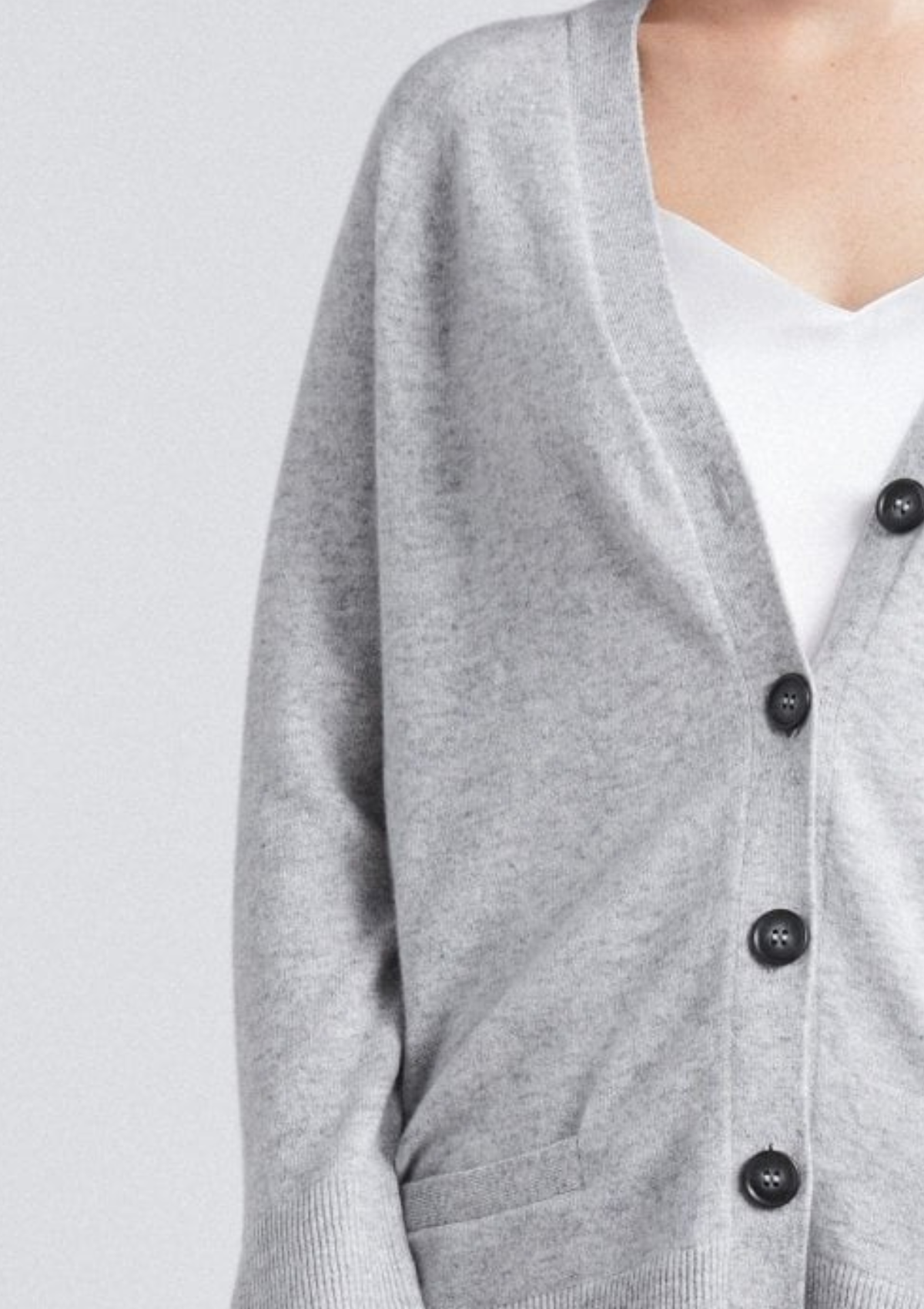 V Neck Cashmere Cardigan in Foggy Grey