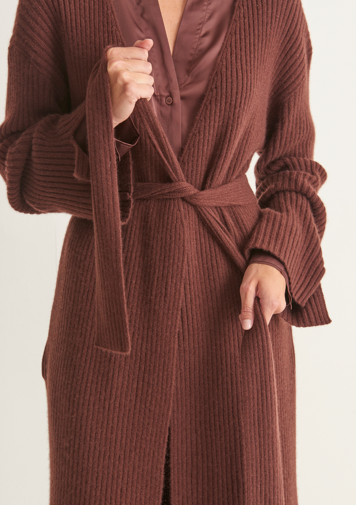 Longline Cashmere Belted Cardigan in Java Brown