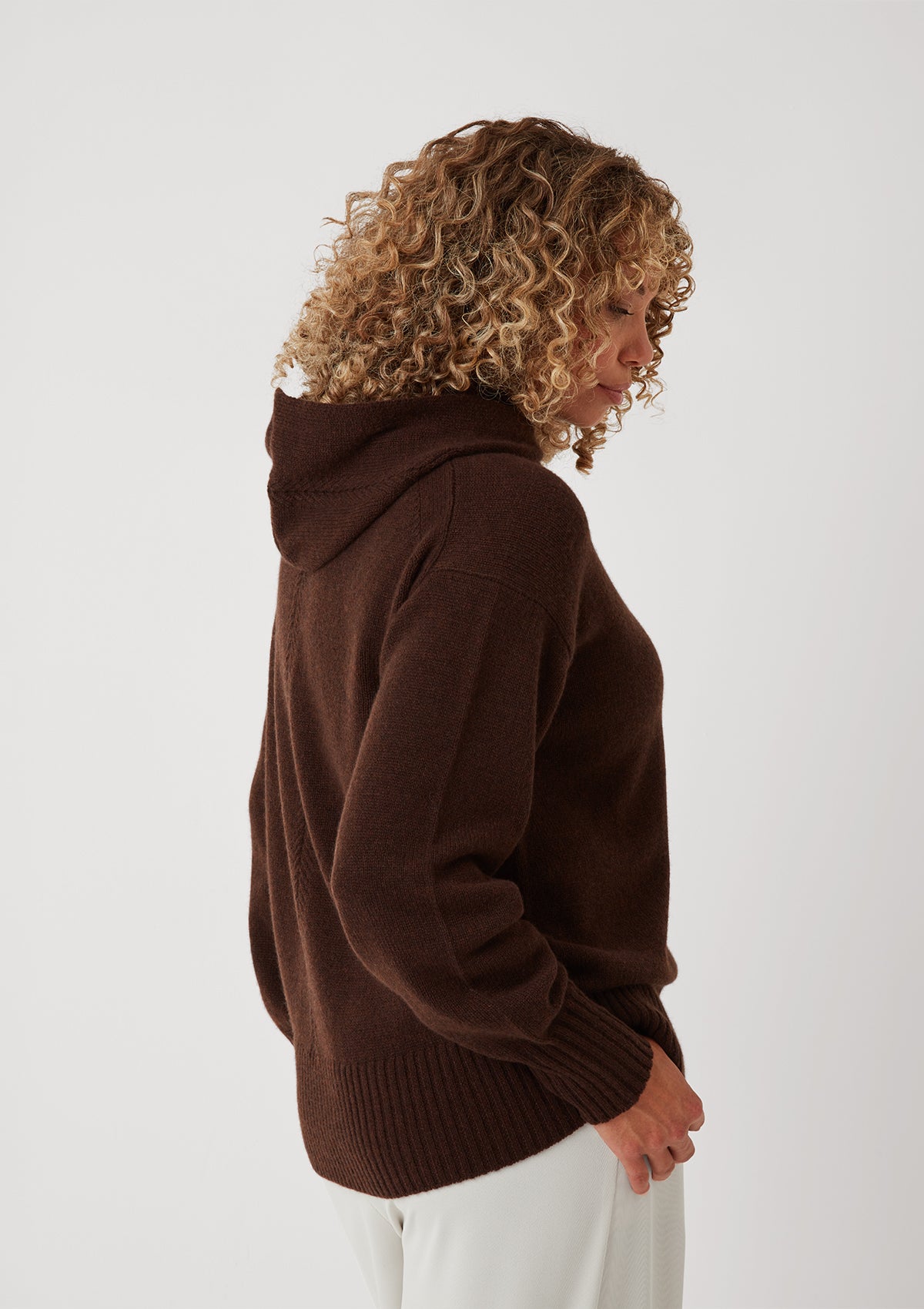The Luxe Cashmere Hood in Americano Brown