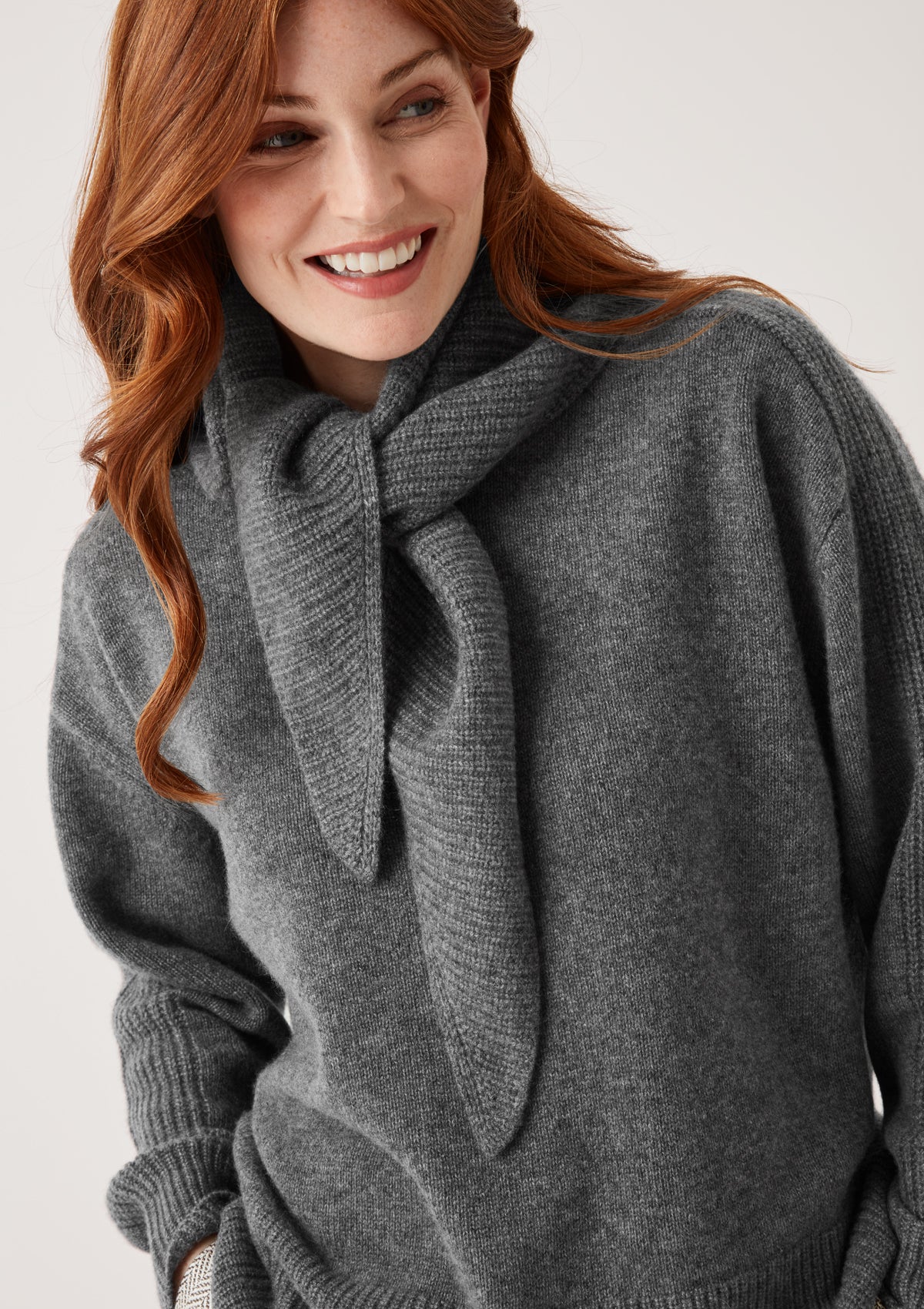 Cashmere Triangle Scarf in Pewter Grey