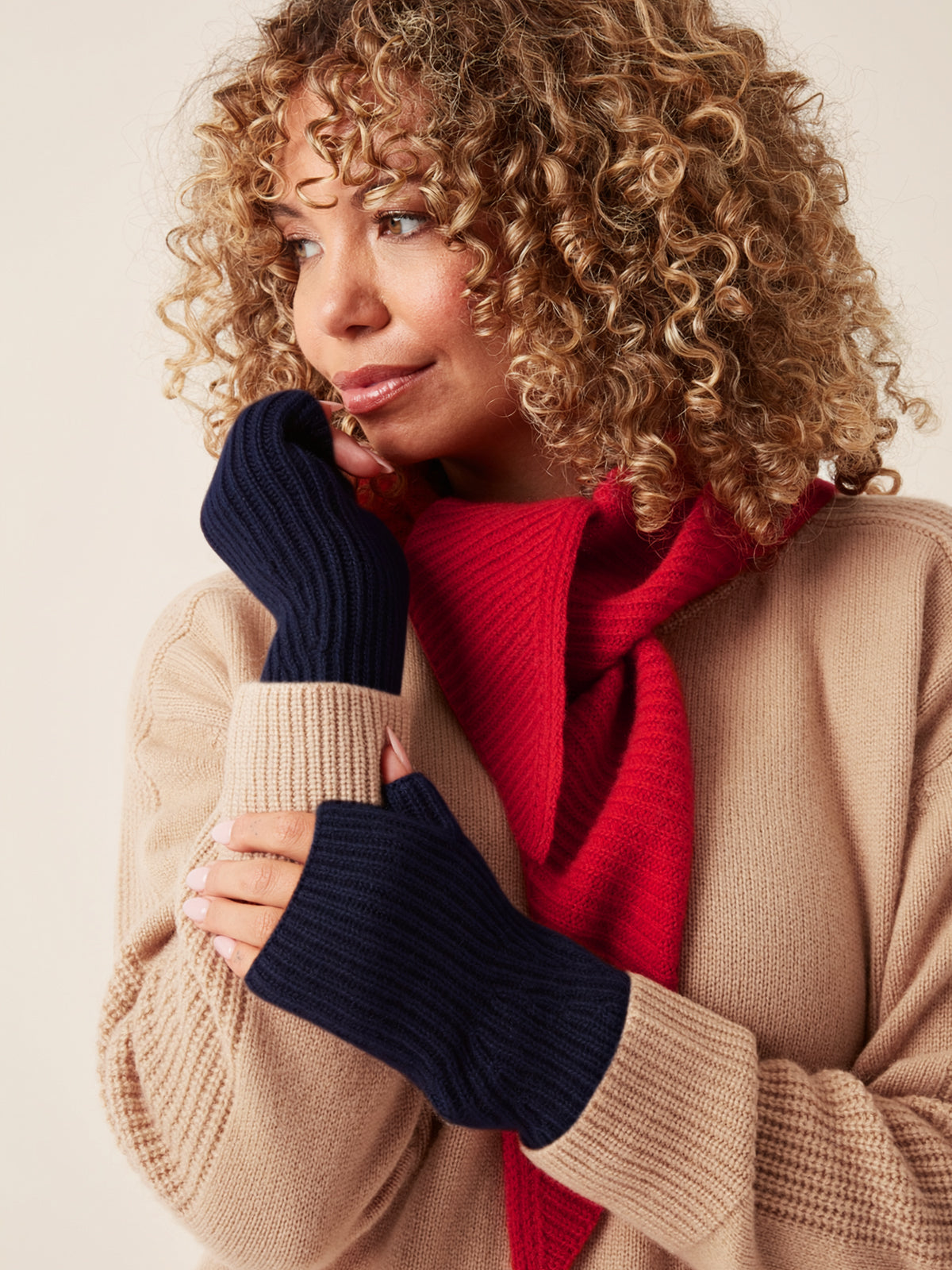 Cashmere Mitt in Black