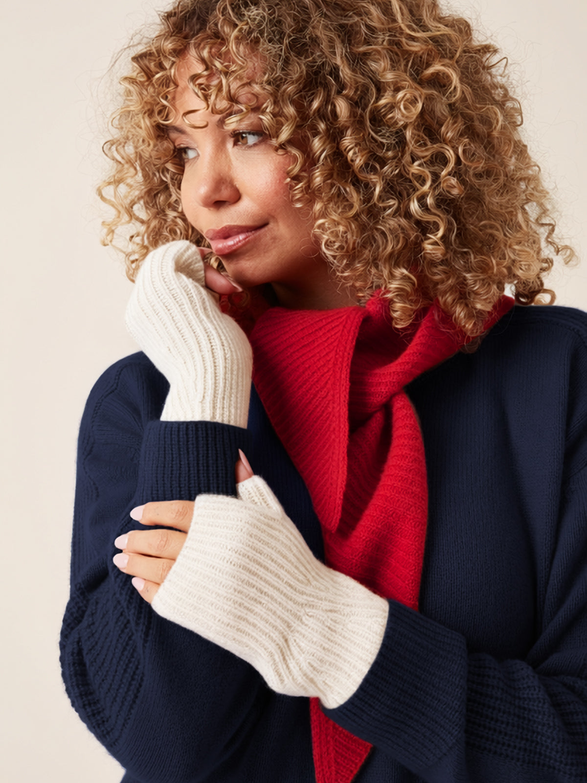 Cashmere Mitt in Snow White