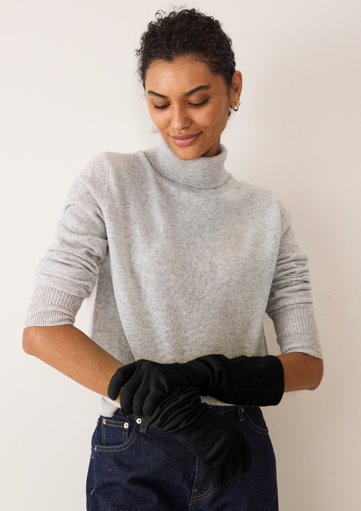 Longline Glove in Black