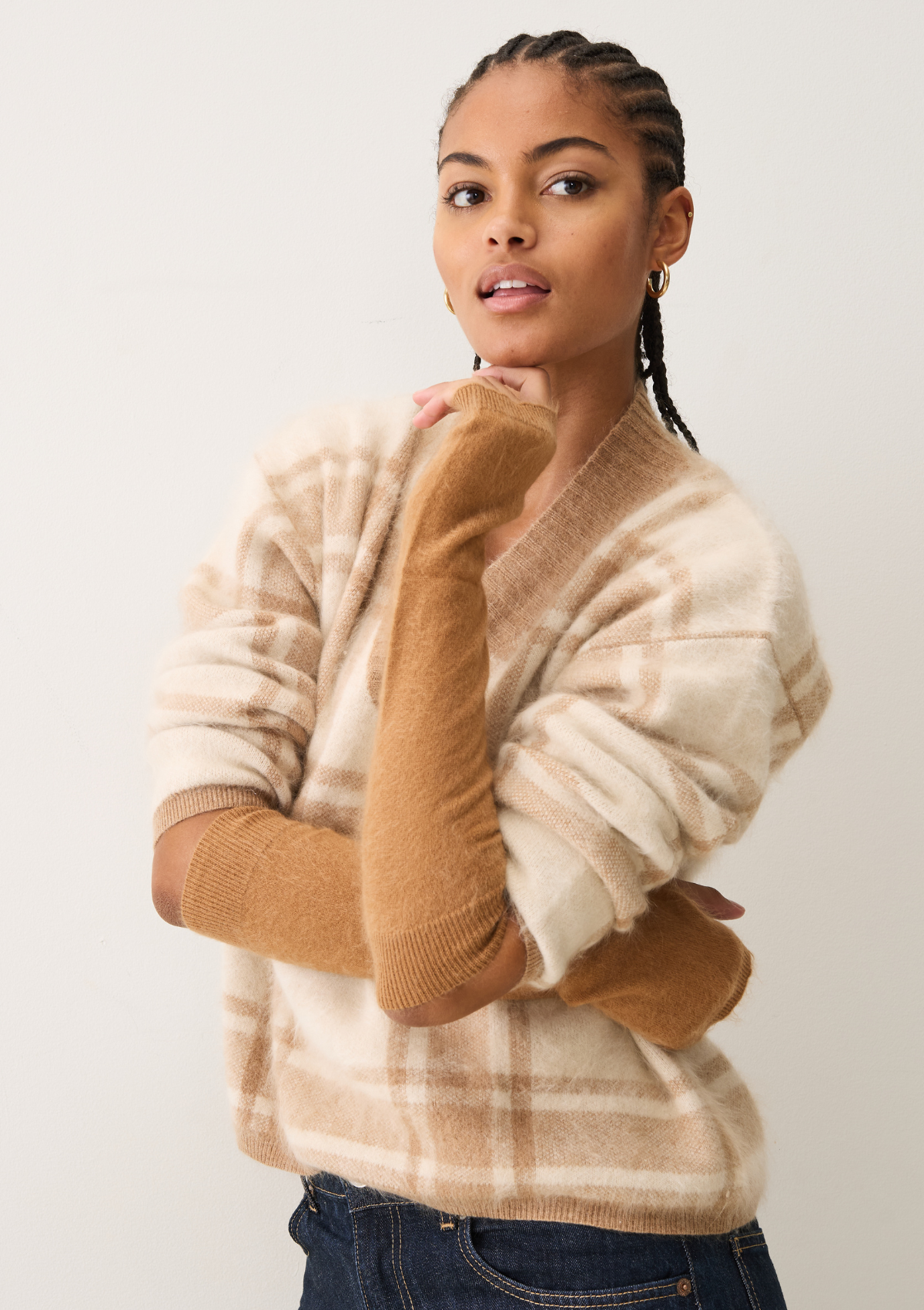 Brushed Mitts in Earth Brown
