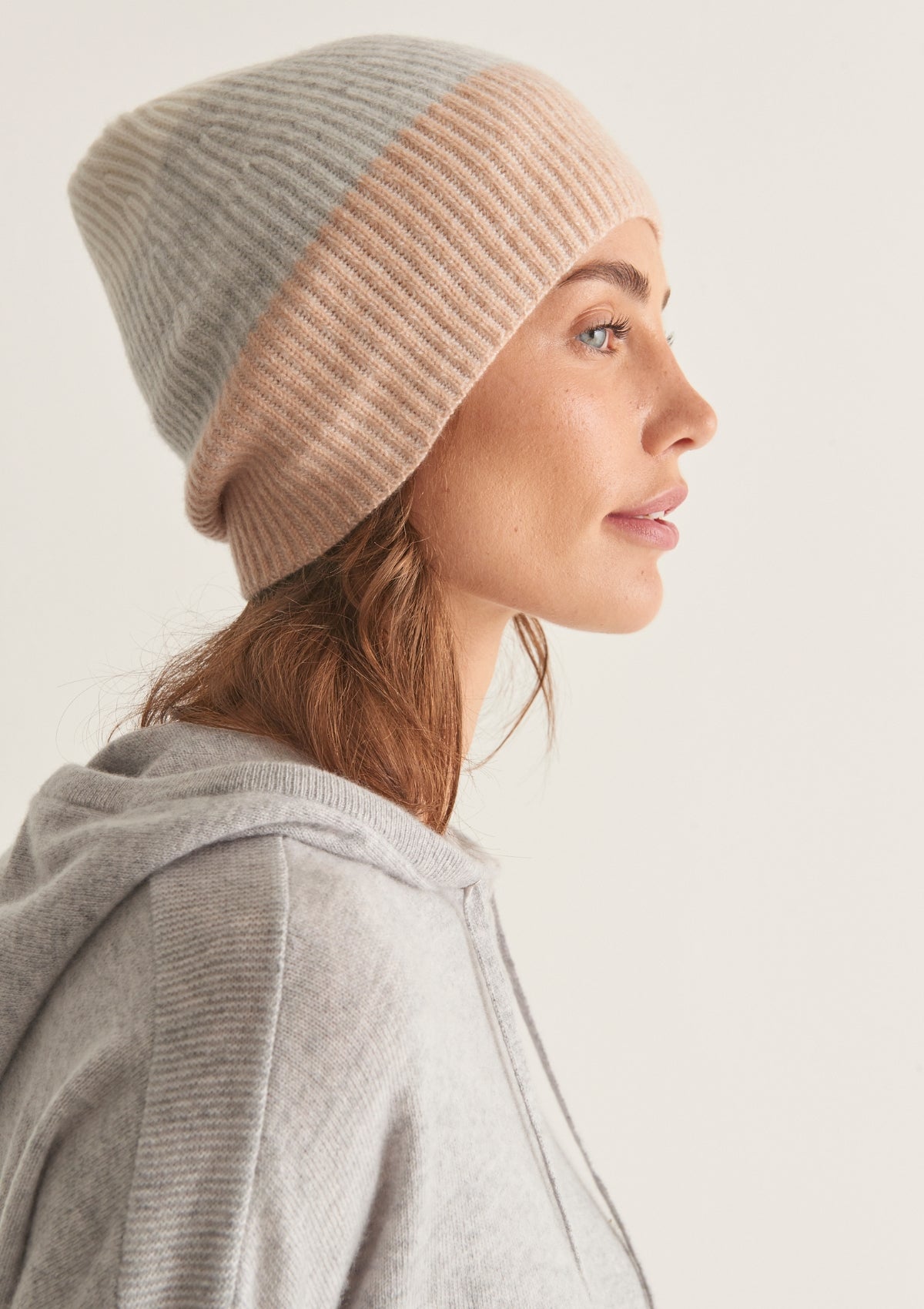 Cashmere Beanie in Striped