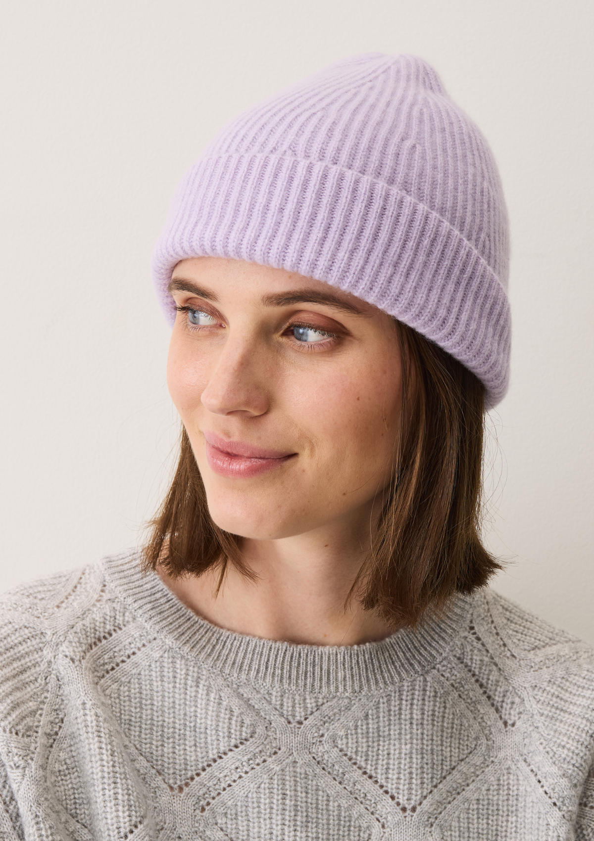 Cashmere Beanie in Siberian Lilac