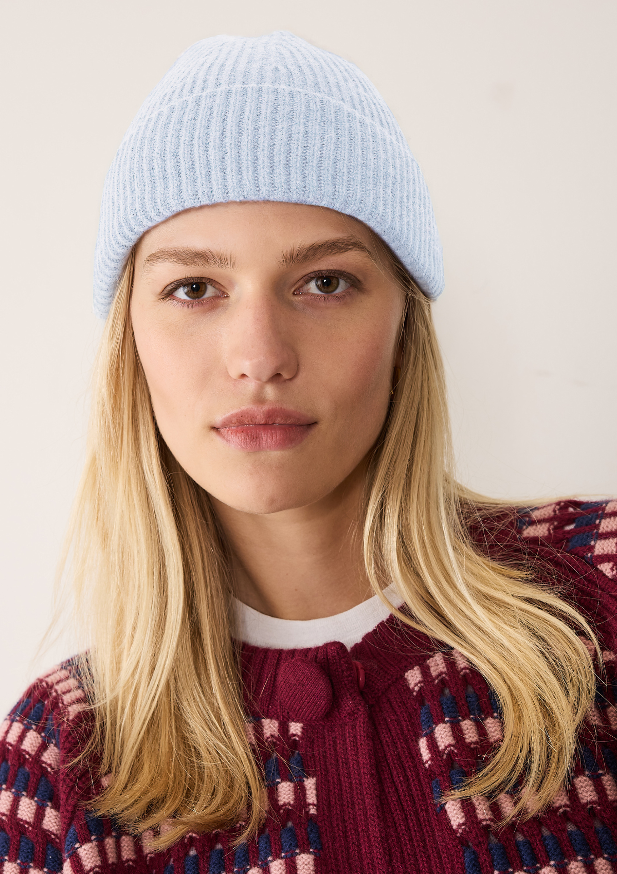 Cashmere Beanie in Whisper Blue