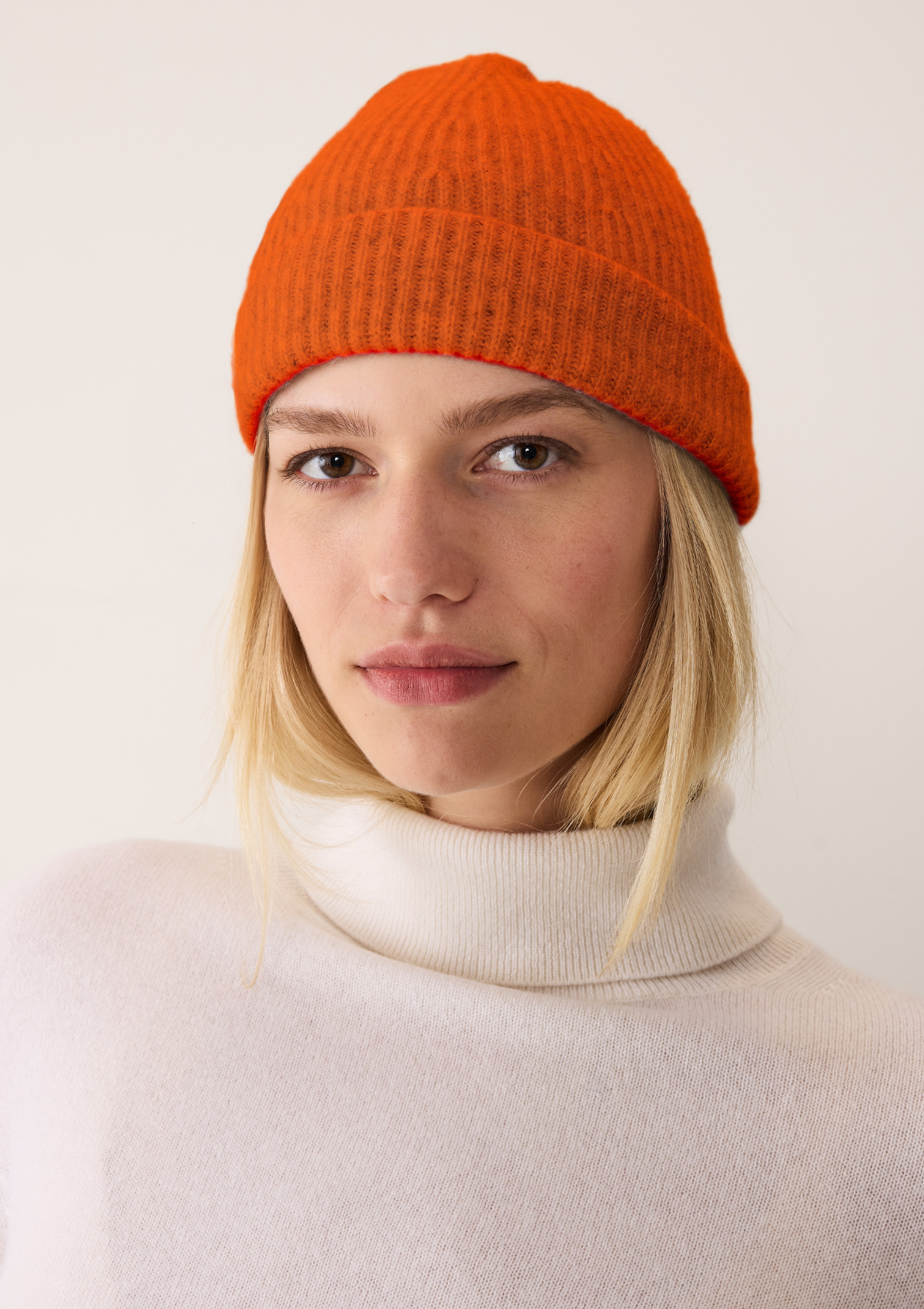 Cashmere Beanie in Marmalade Orange