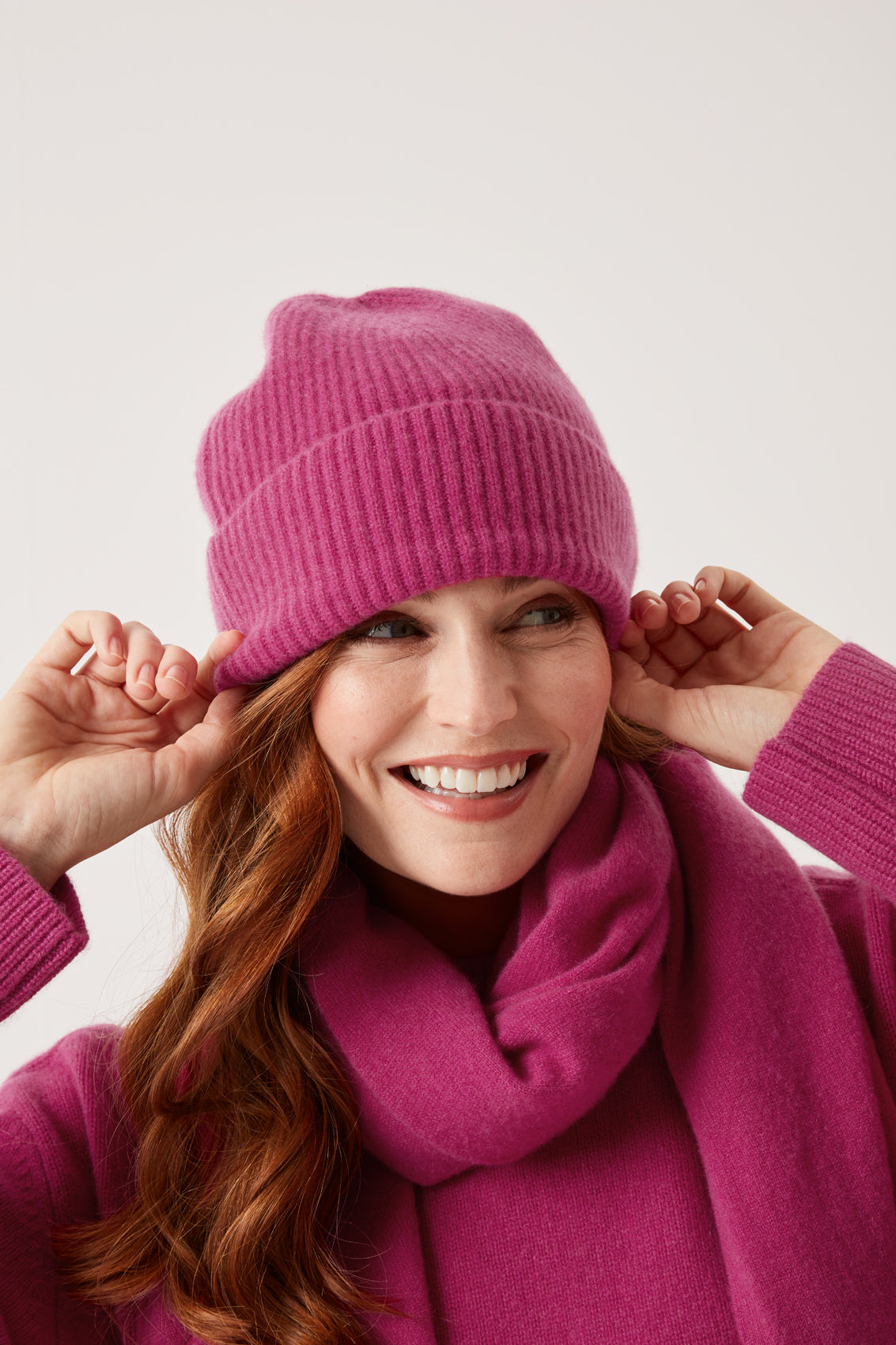 New Cashmere Beanie in Morello Pink