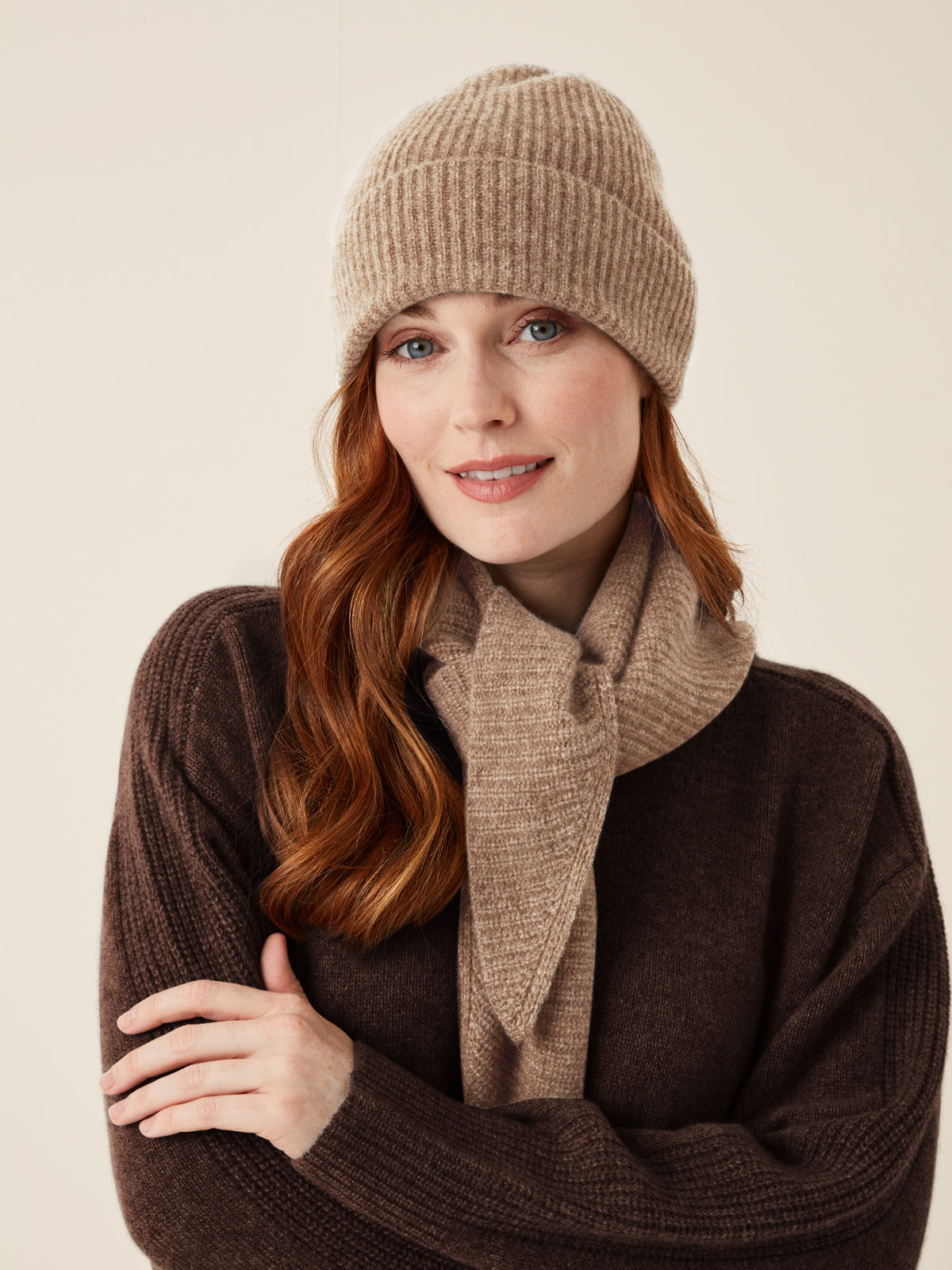 New Cashmere Beanie in Chanterelle