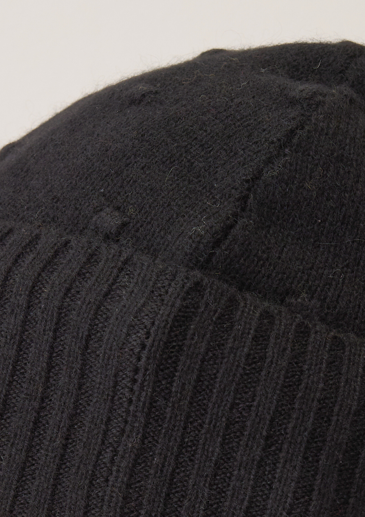 Bobble Hat in Black