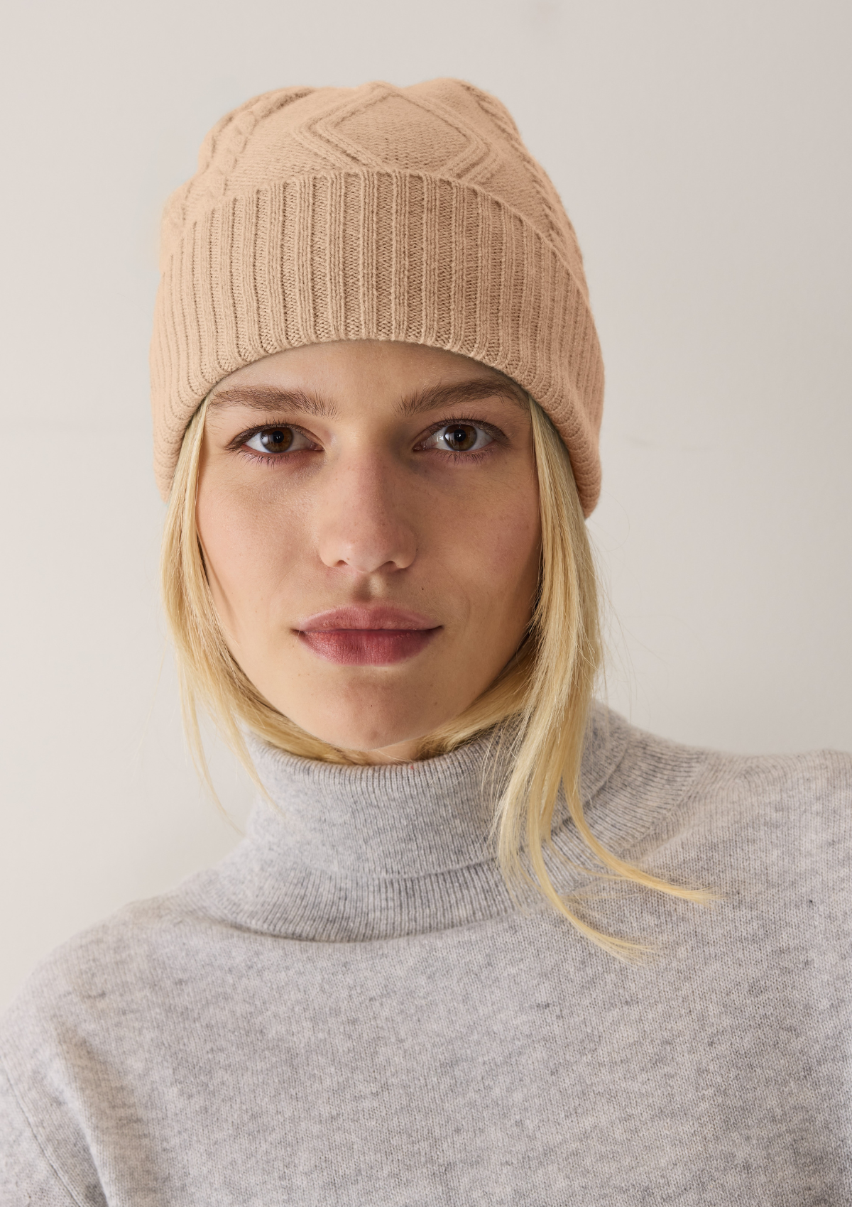 Cabled Hat in Toffee