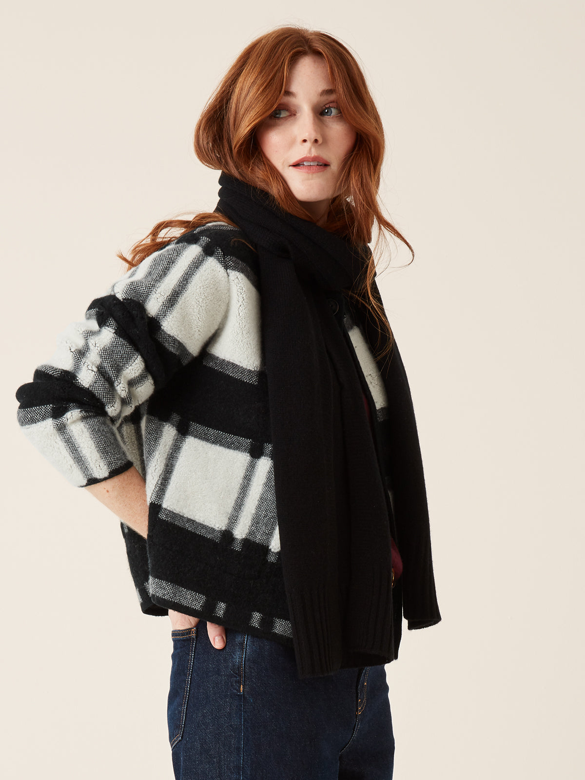 Cashmere Lofty Blanket Scarf in Black