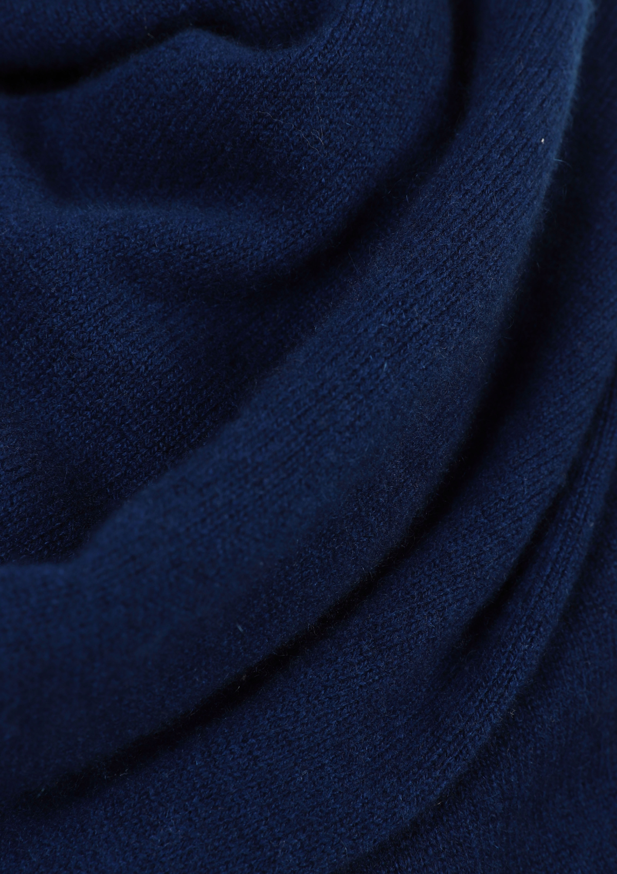Cashmere Lofty Blanket Scarf in Midnight Blue