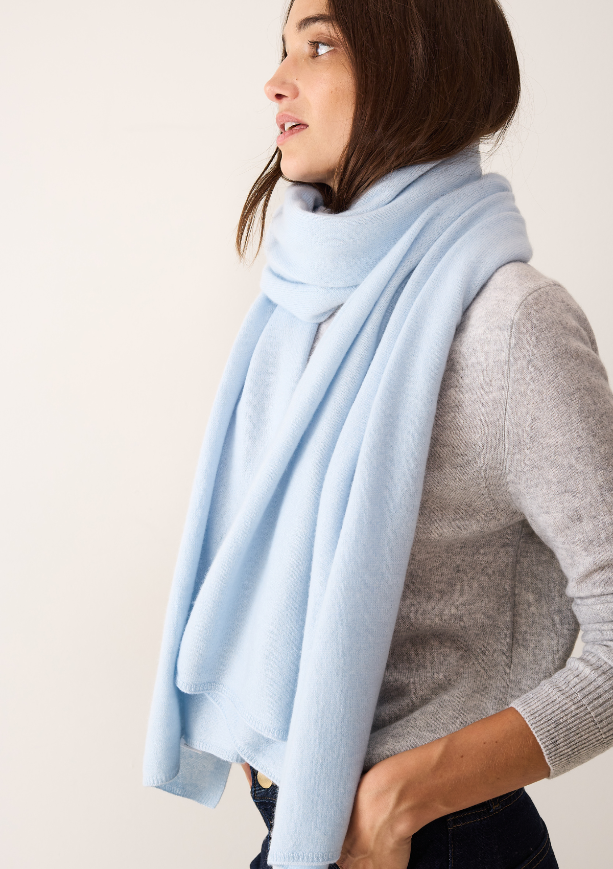 Cashmere Lofty Blanket Scarf in Whisper Blue