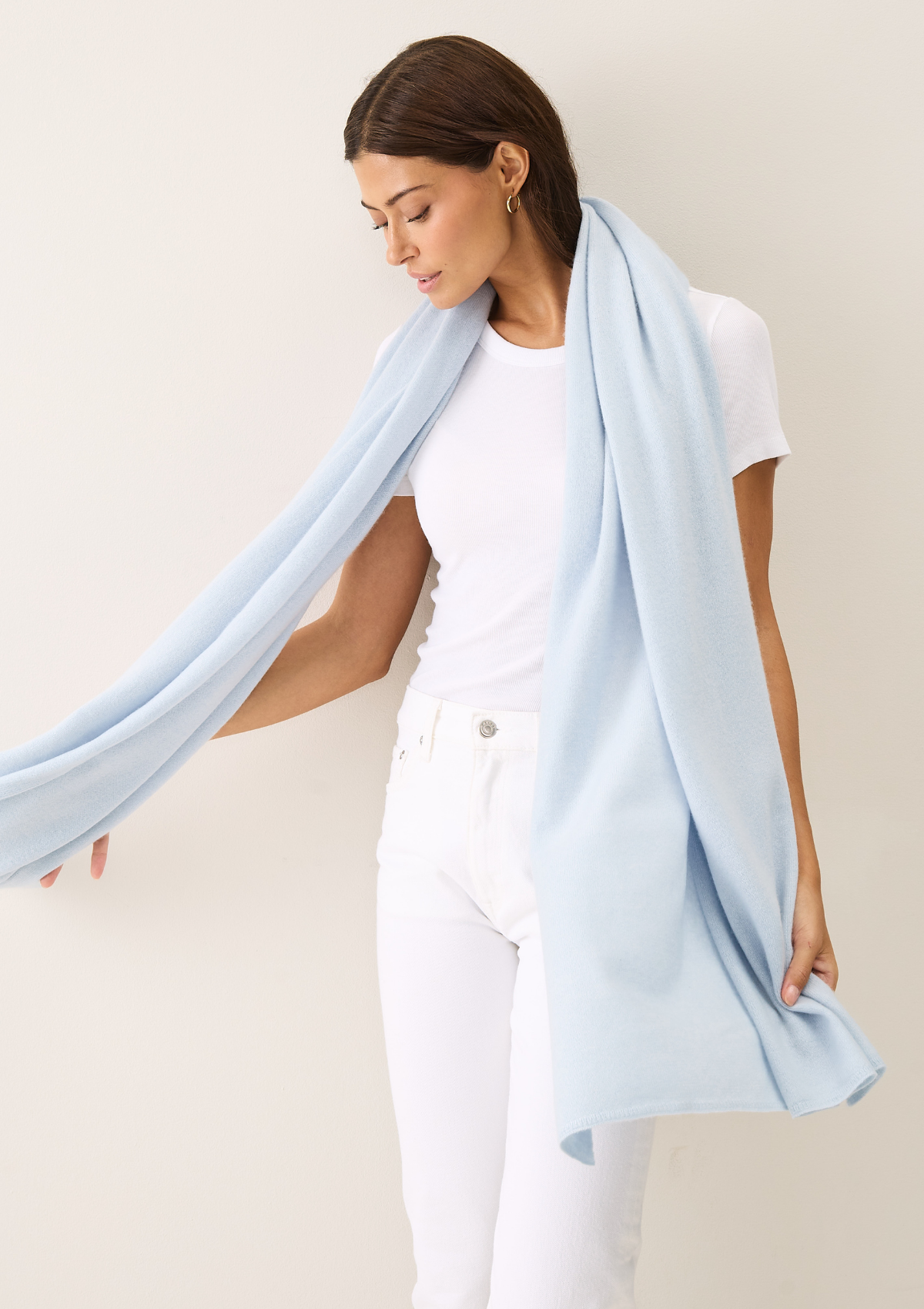 Cashmere Lofty Blanket Scarf in Whisper Blue