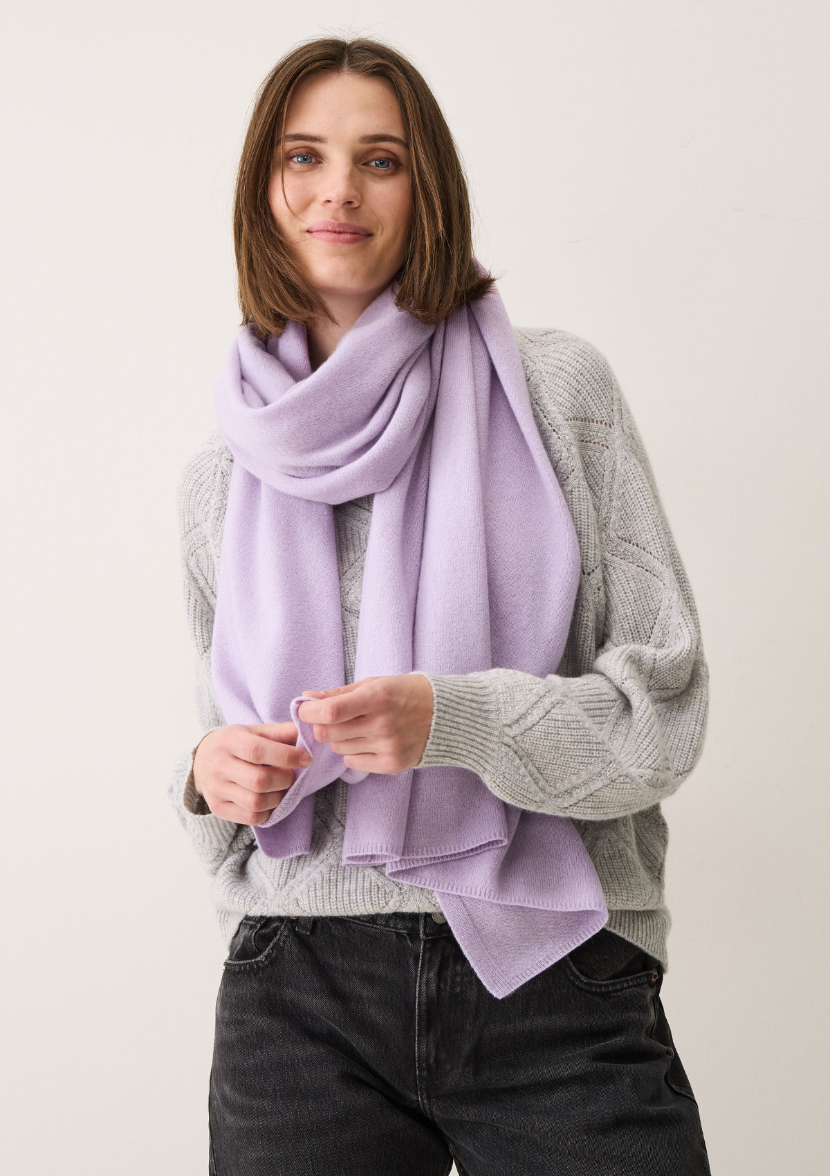 Cashmere Lofty Blanket Scarf in Siberian Lilac