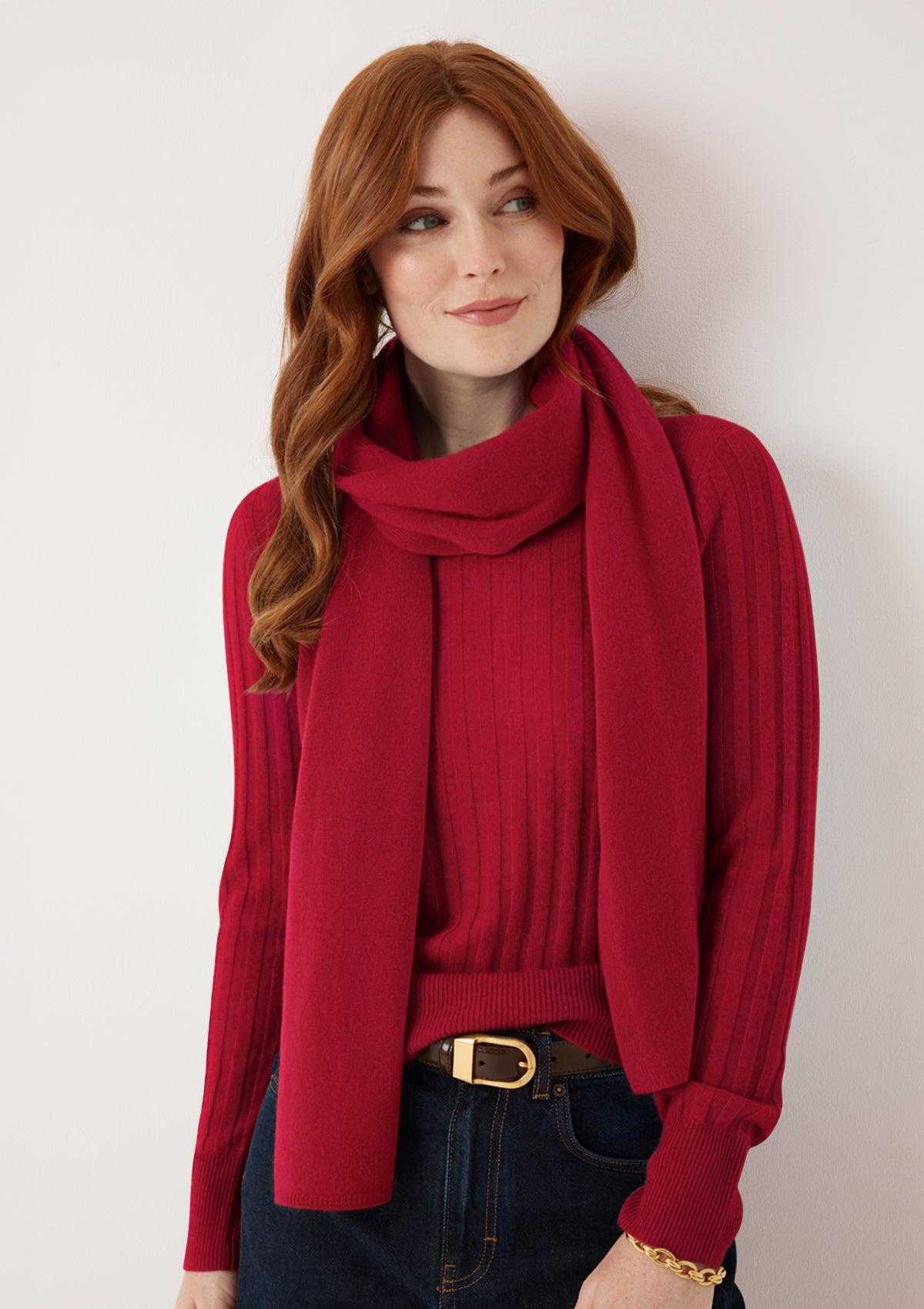 Lofty Cashmere Scarf in Garnet Red