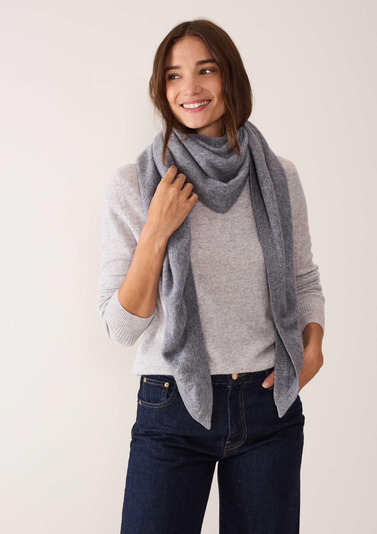 Cashmere Triangle Scarf in Monument Grey