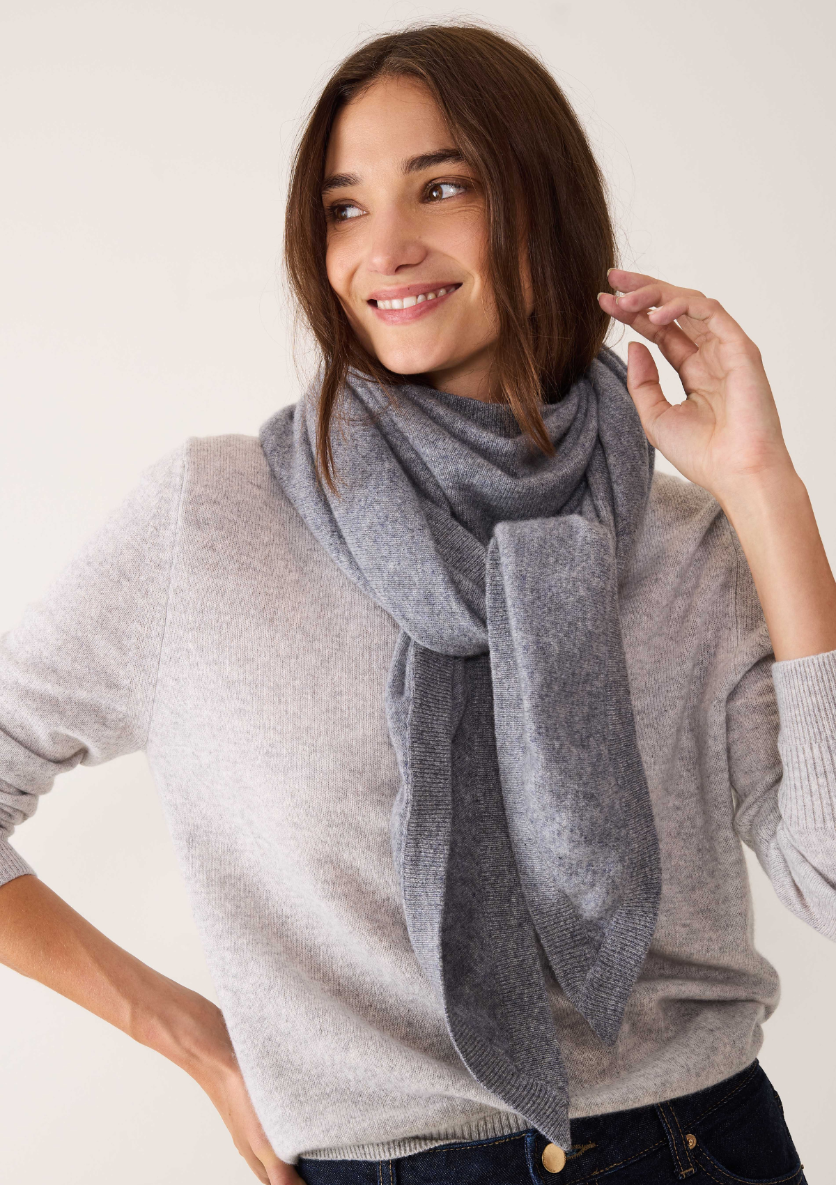 Cashmere Triangle Scarf in Monument Grey