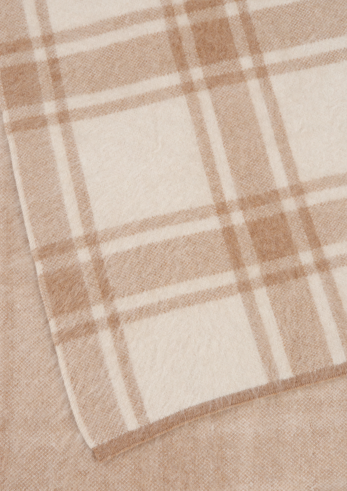 Brushed Checked Scarf in Porcelaine White & Woodcarving Brown