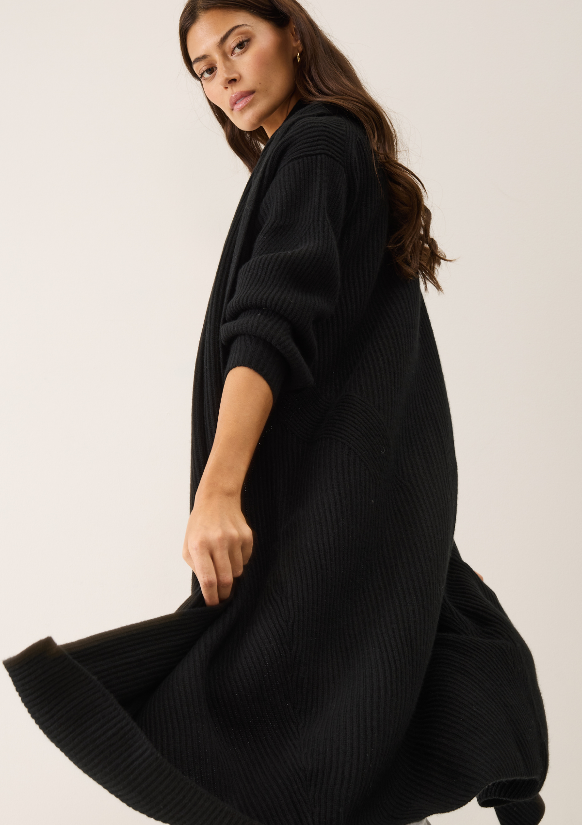 Ribbed Cashmere Coatigan in Black