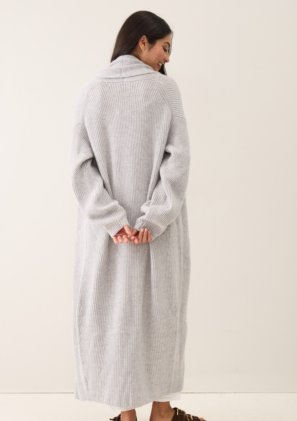 Ribbed Cashmere Coatigan in Foggy Grey