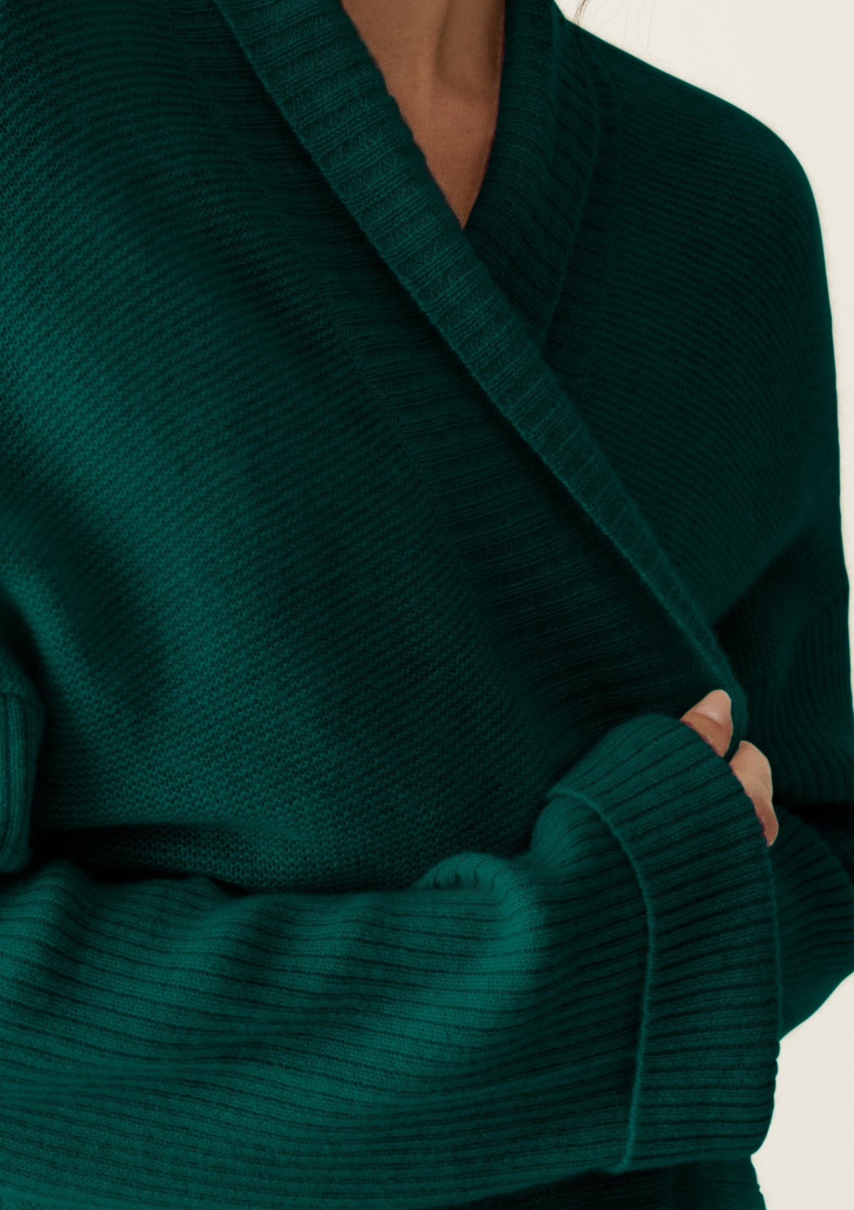 Edge to edge cardigan Bottle