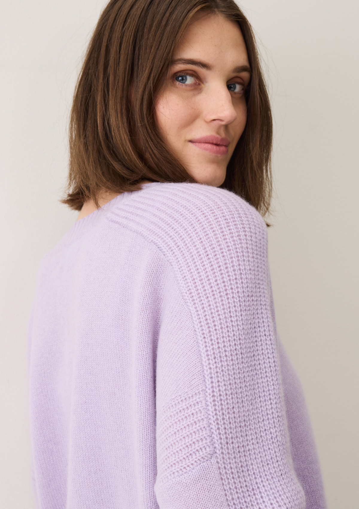 Cashmere Lofty Cardigan in Siberian Lilac