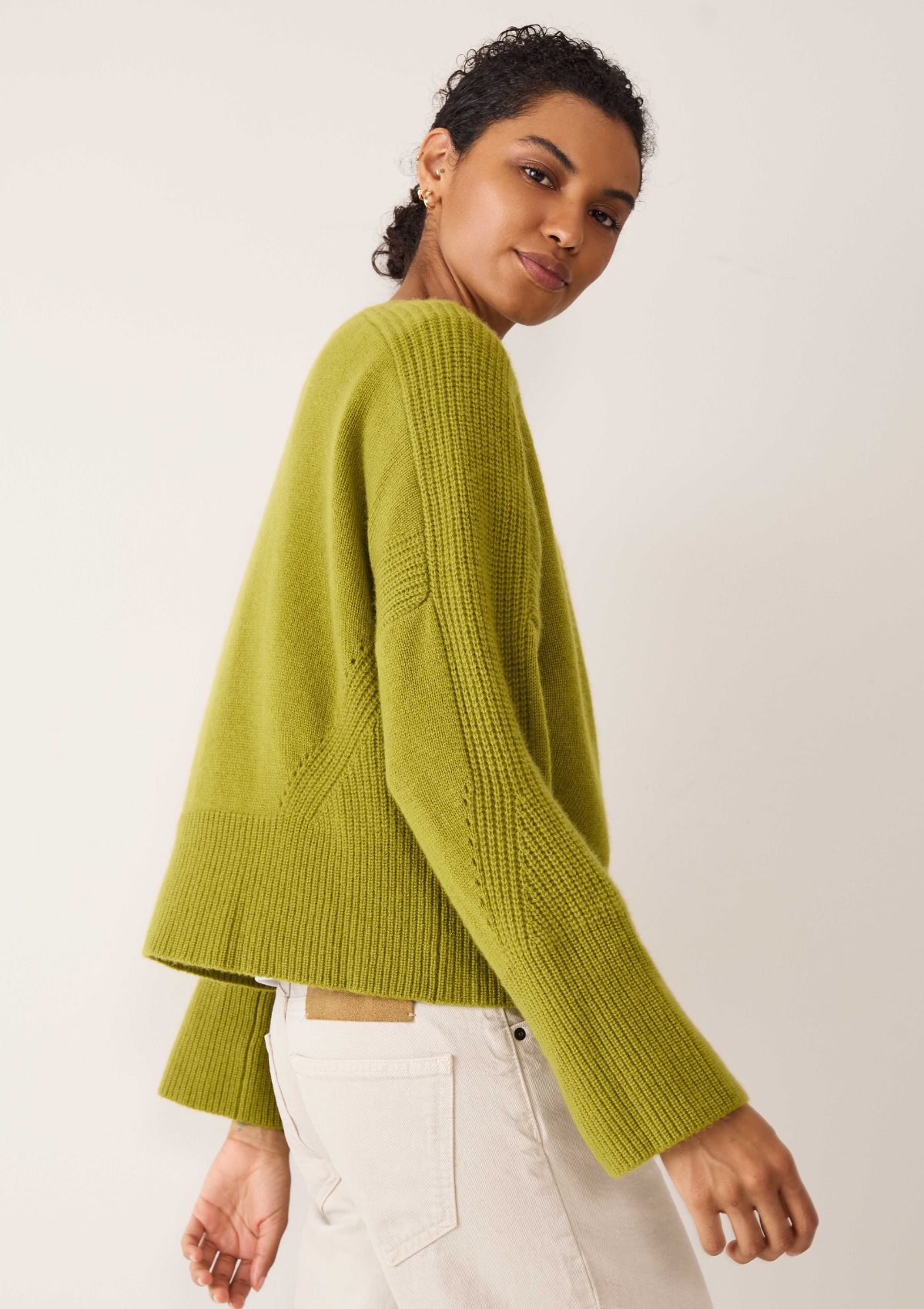 Cashmere Lofty Cardigan in Woodbine Green