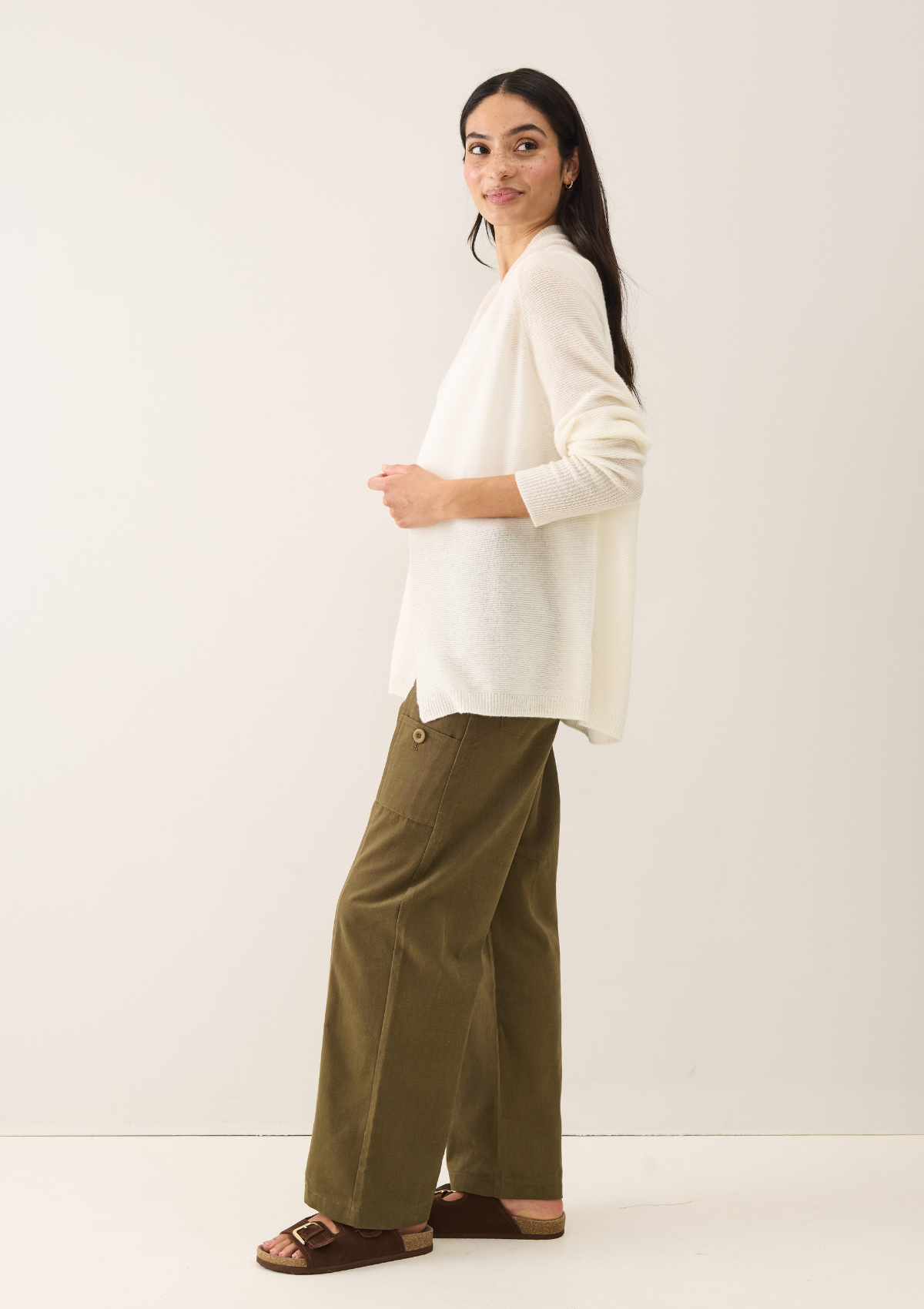 Relaxed Edge to Edge Cardigan in Snow White