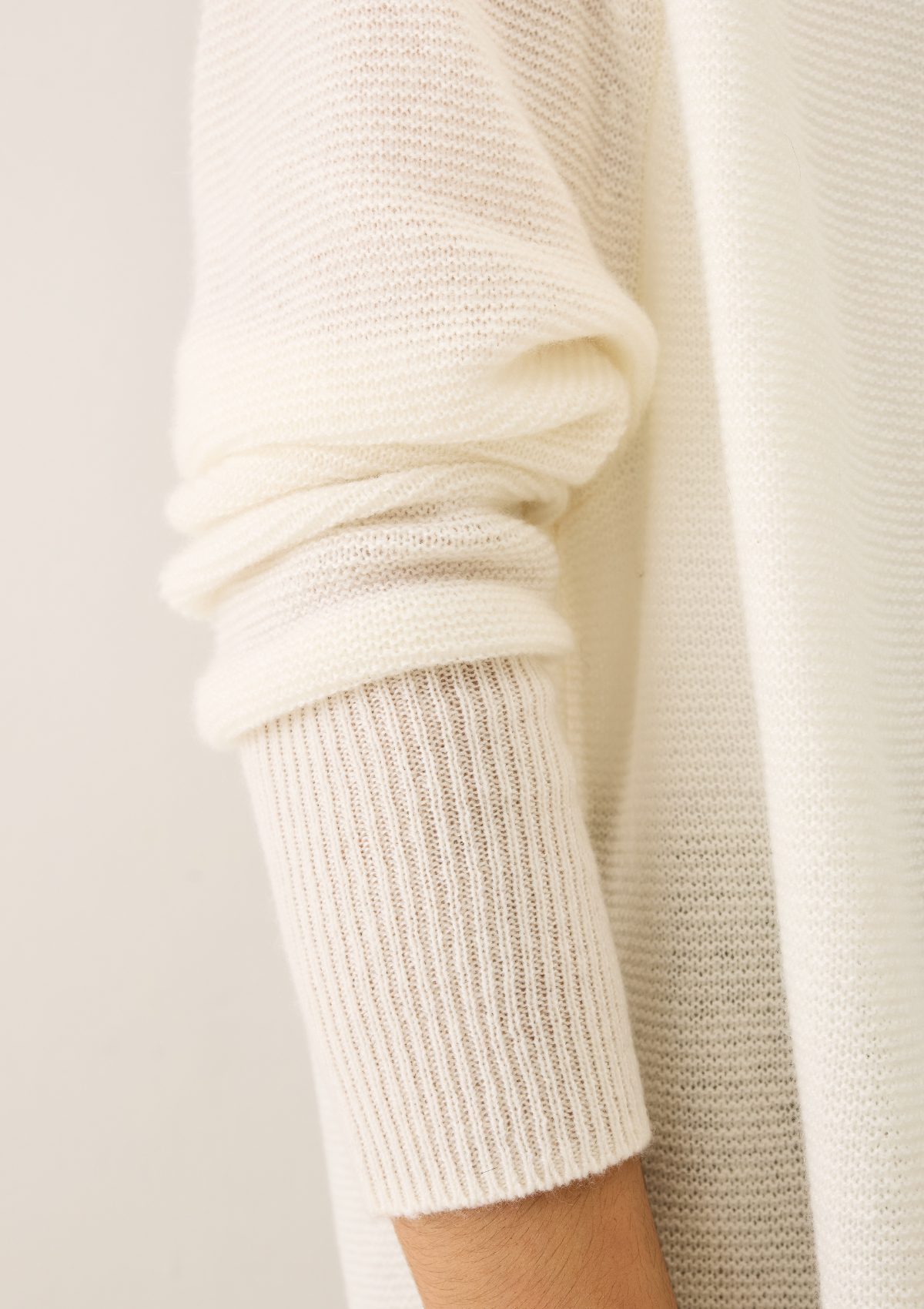 Relaxed Edge to Edge Cardigan in Snow White