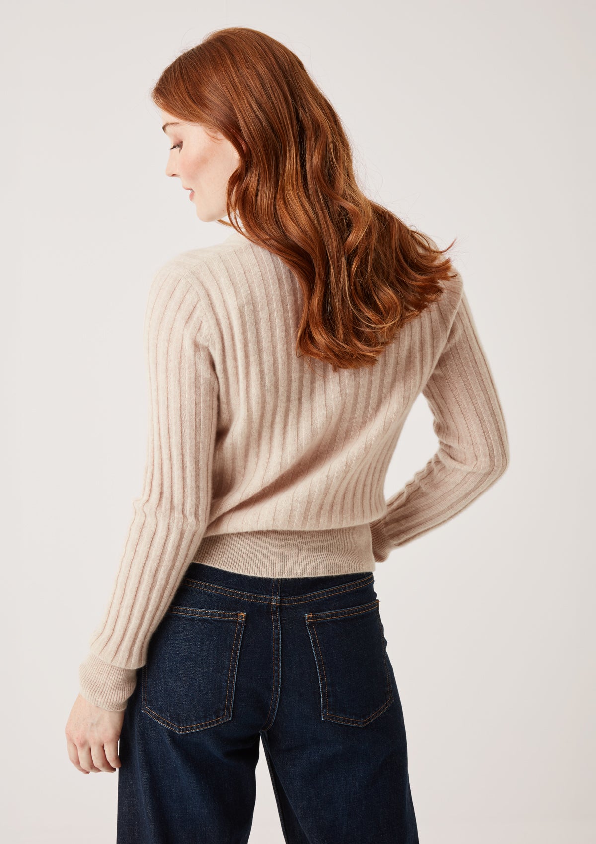 Cashmere Wide Rib Cardigan in Wheat