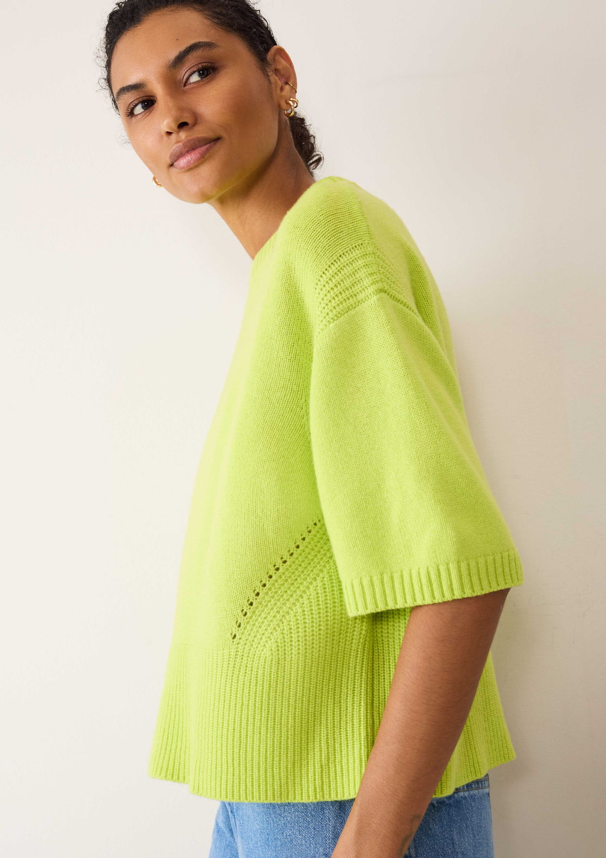 Ribbed Detail Lofty Cashmere Short-Sleeved Sweater in Citrus Green