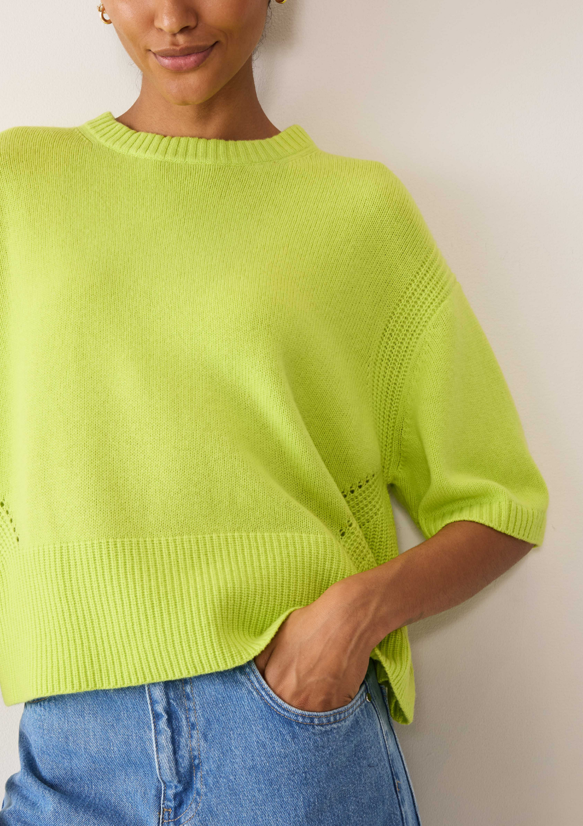 Ribbed Detail Lofty Cashmere Short-Sleeved Sweater in Citrus Green