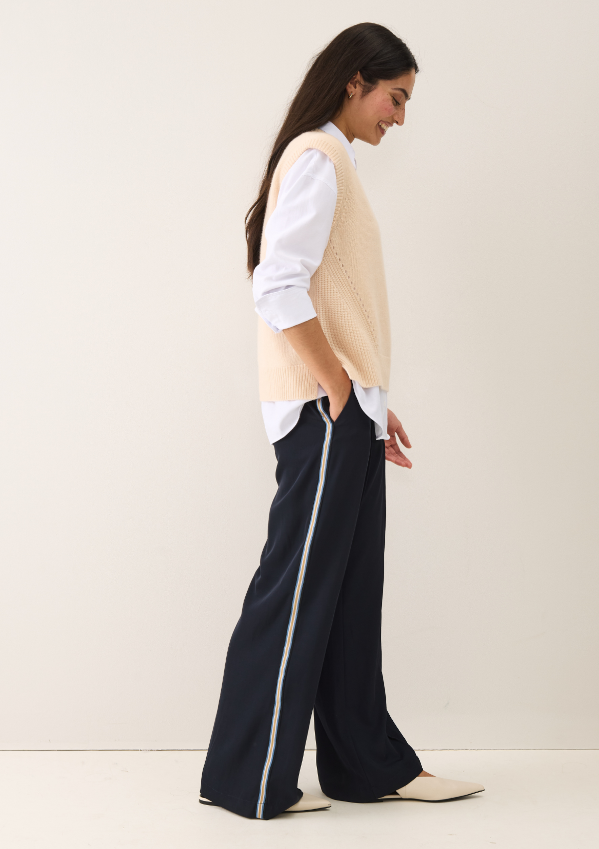 Ribbed Detail Lofty Cashmere Tank in Crème