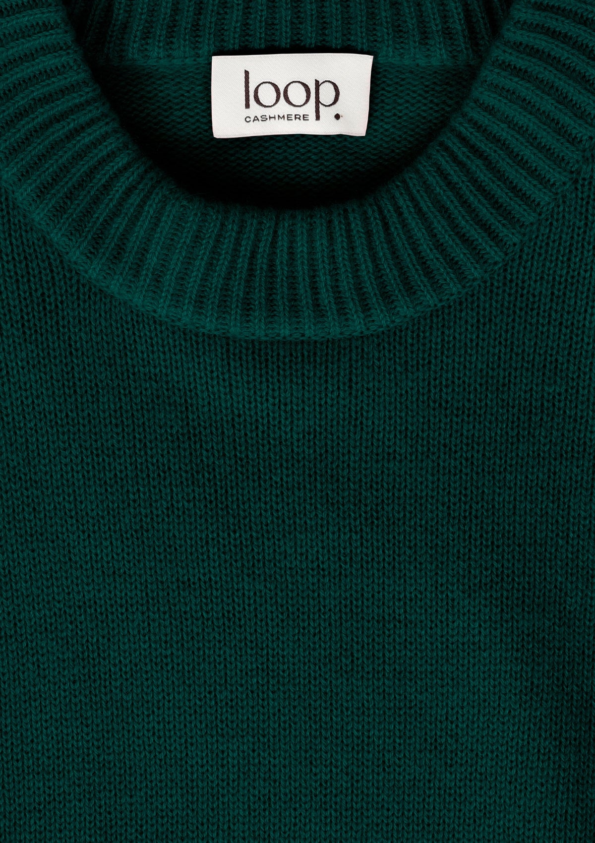 Cropped Cashmere Sweatshirt in Bottle Green