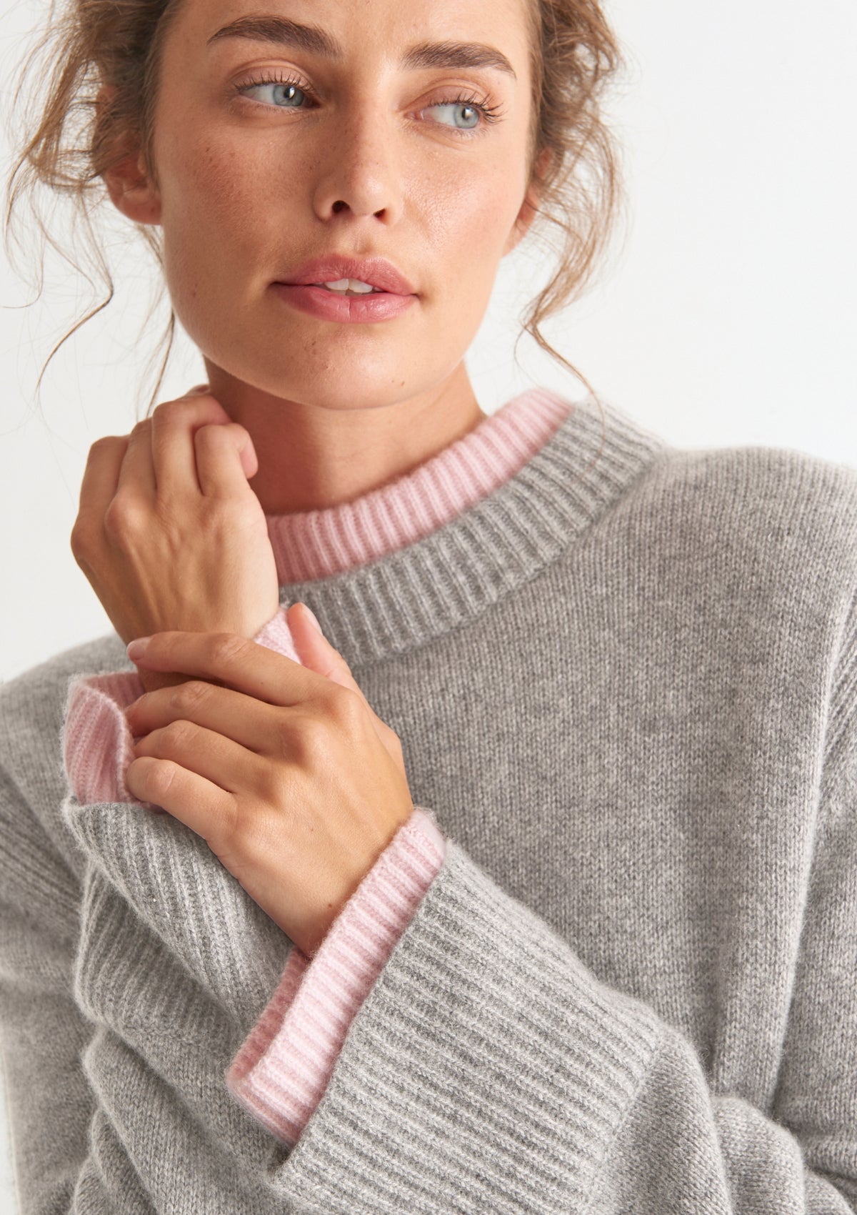 Cropped Foggy Grey Sweatshirt