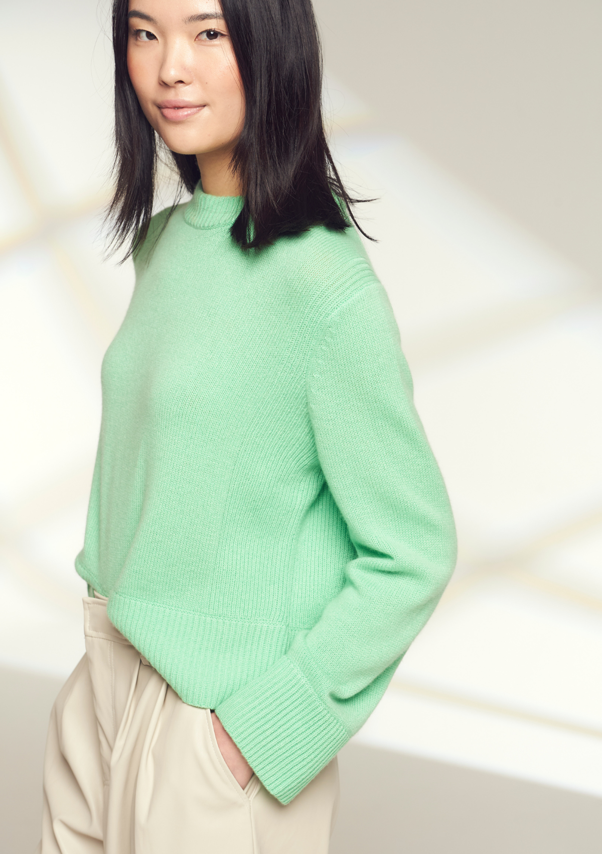 Cashmere Sweatshirt in Apple Green