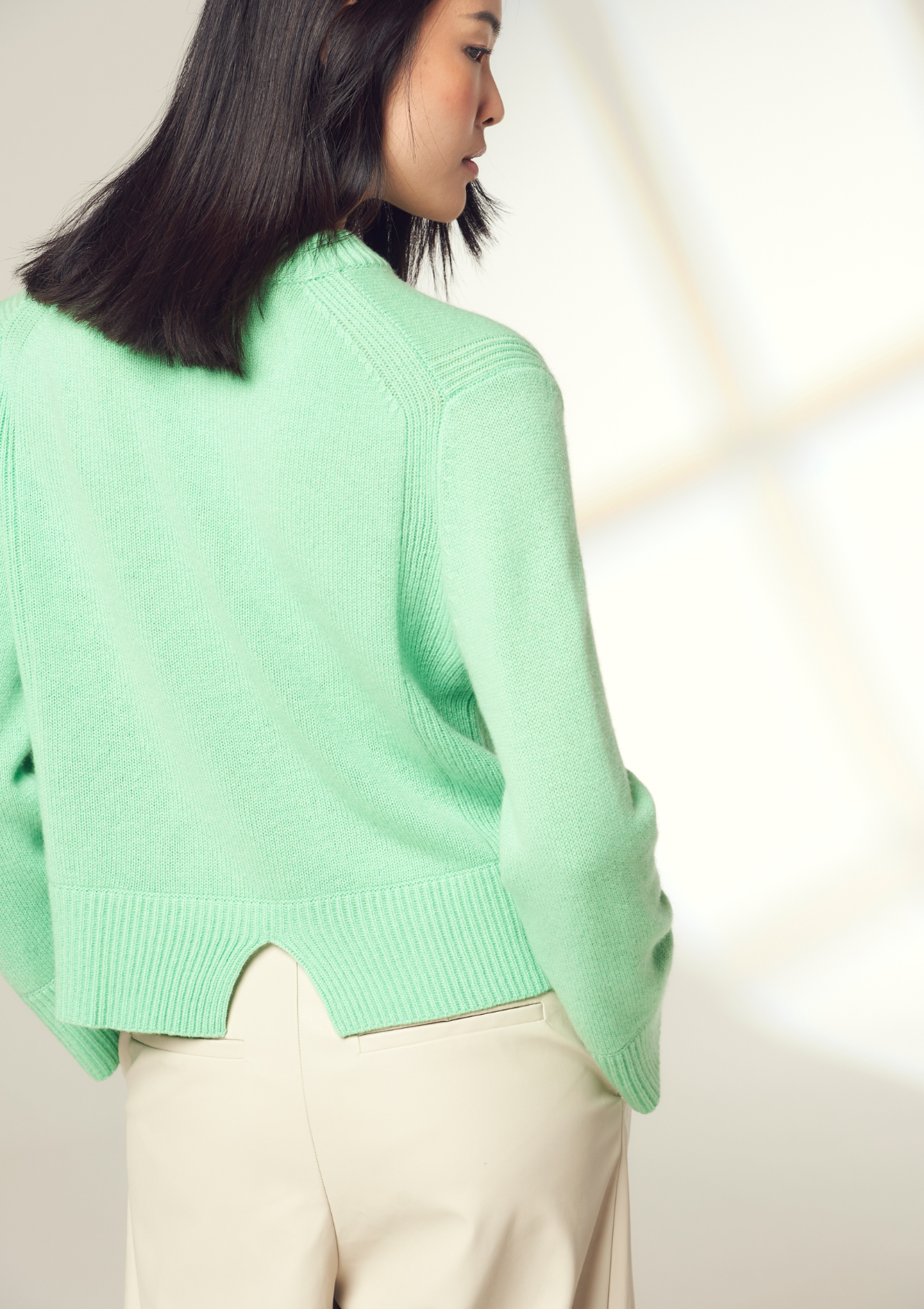 Cashmere Sweatshirt in Apple Green