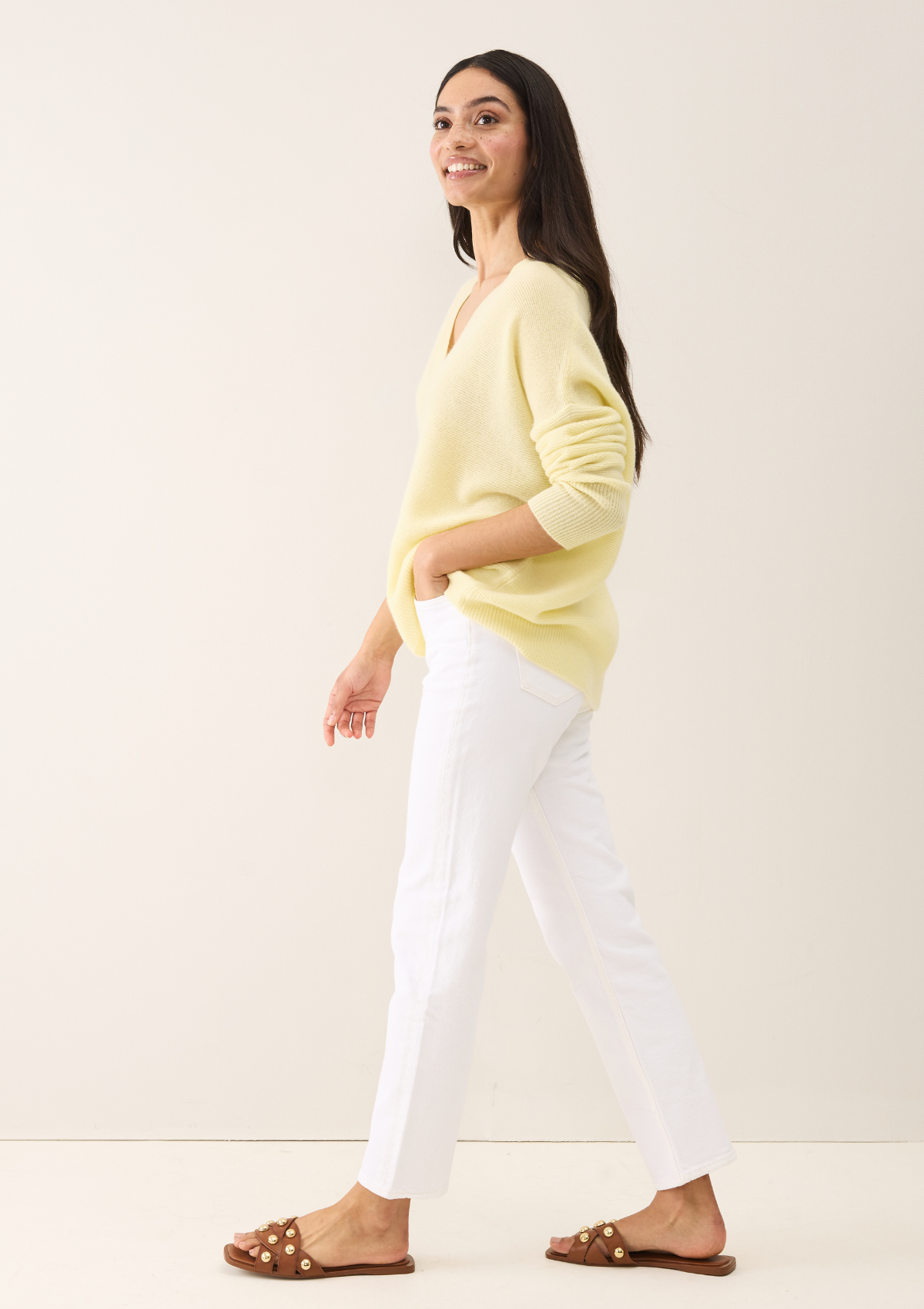 Relaxed Lofty V-Neck Sweater in Lemonade Yellow