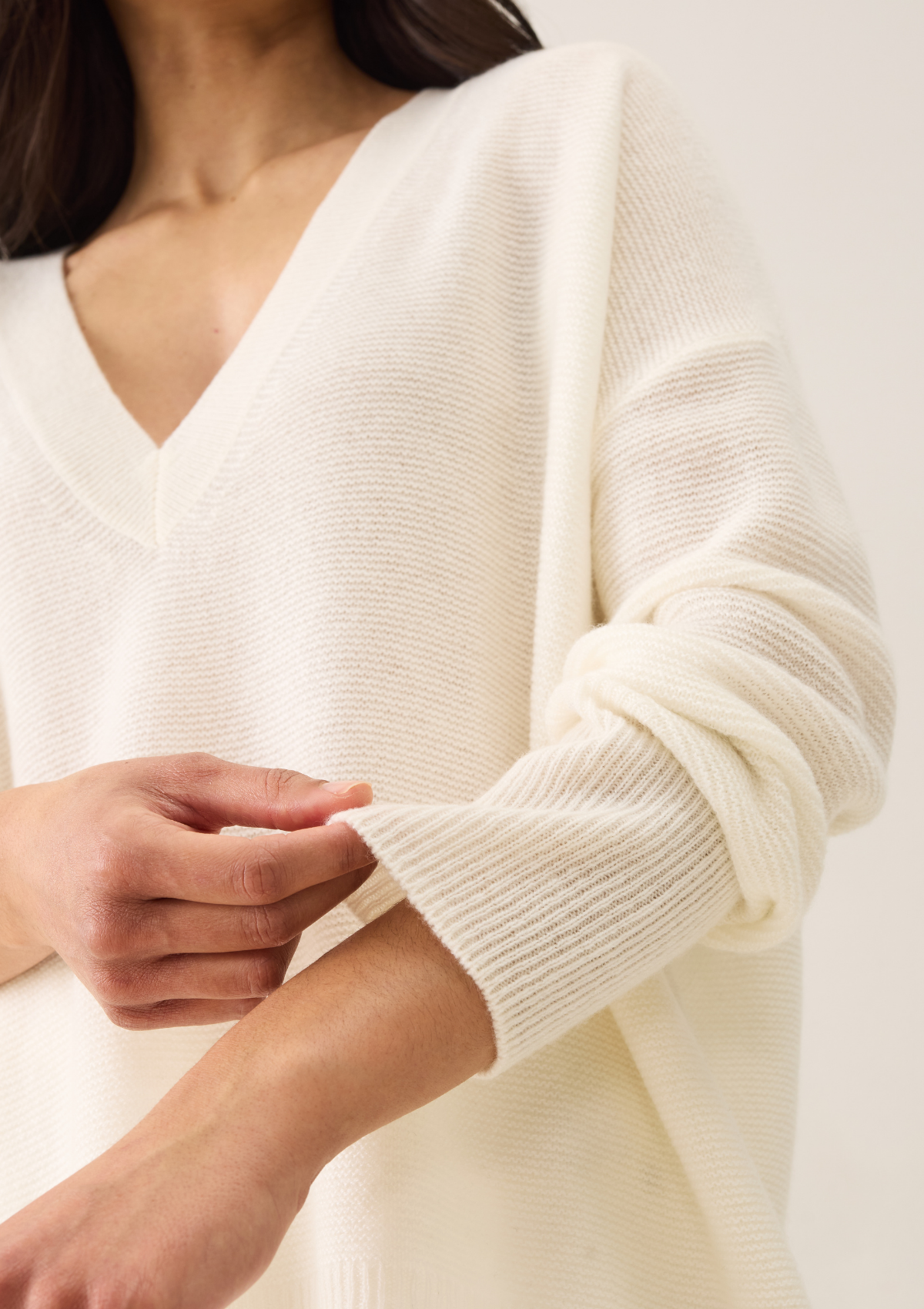 Relaxed Lofty V Neck Sweater in Snow White