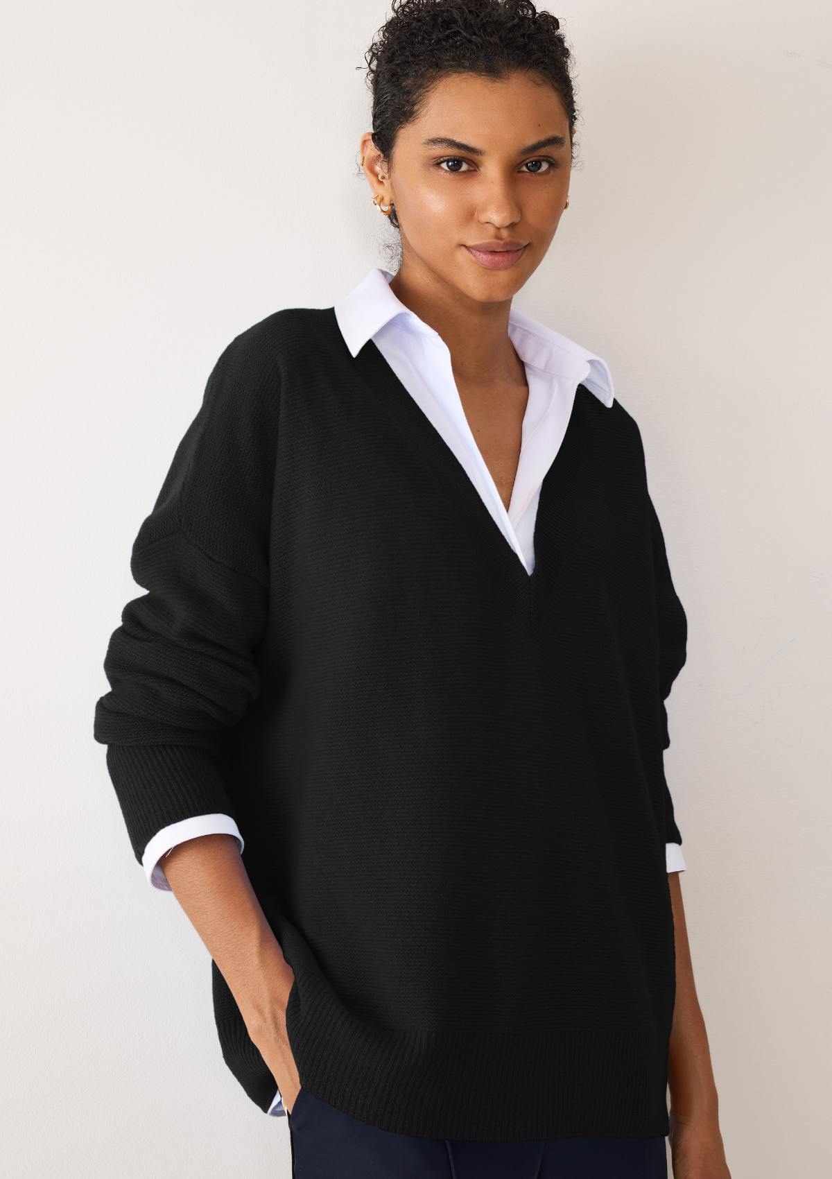 Relaxed Lofty V Neck Sweater in Jet Black