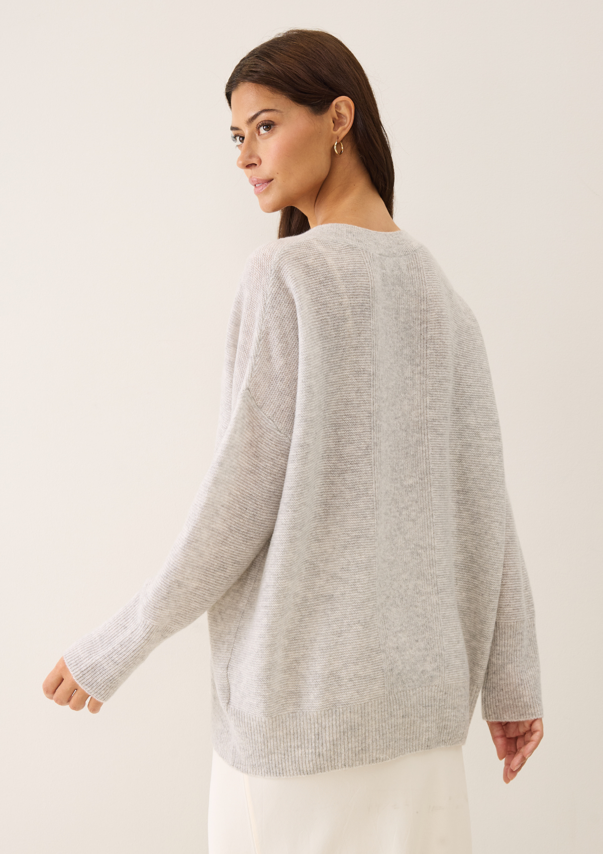 Relaxed Lofty V Neck Sweater in Foggy Grey