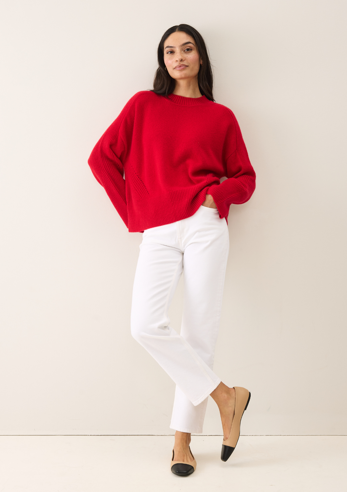 Ribbed Detail Lofty Crew Sweatshirt in Crimson Red
