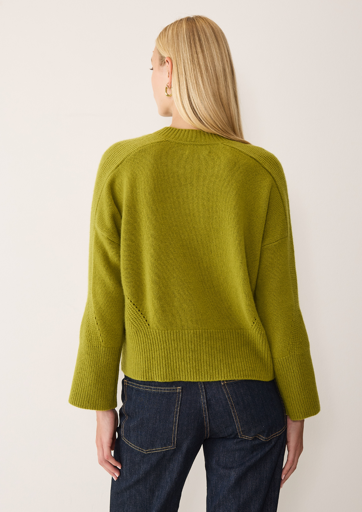 Ribbed Detail Lofty Crew Sweatshirt in Woodbine Green