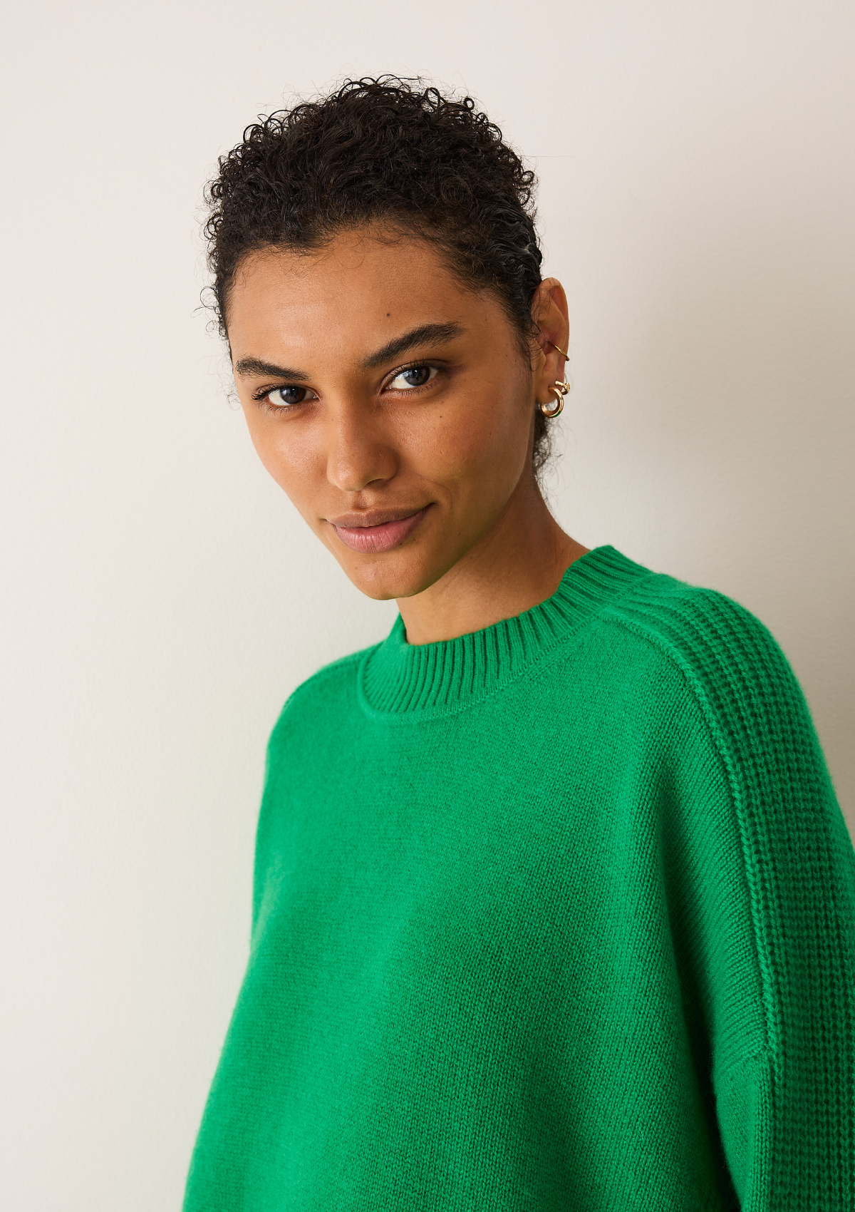 Ribbed Detail Lofty Crew Sweatshirt in Billiard Green
