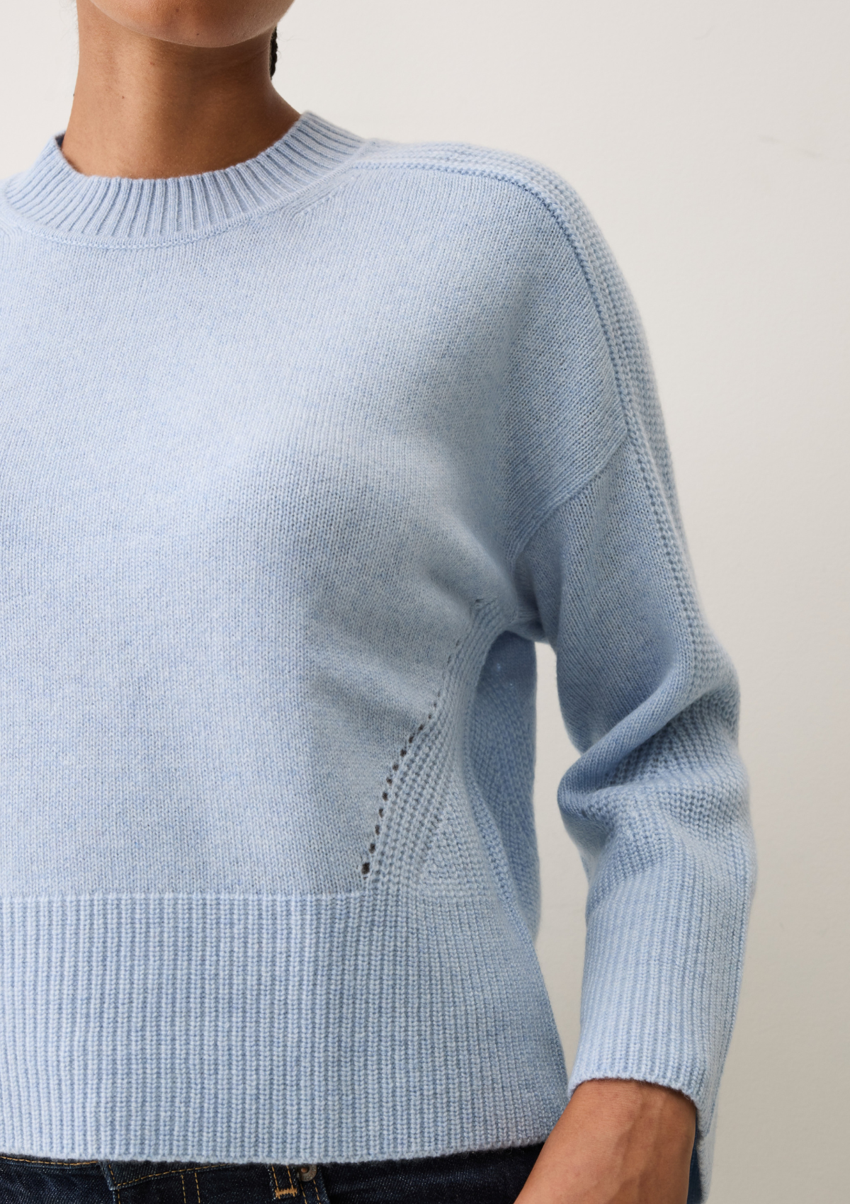 Ribbed Detail Lofty Crew Sweatshirt in Skyway Blue